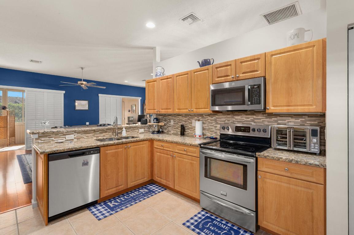 CASCADES AT ST LUCIE WEST PHASE 6 - Residential