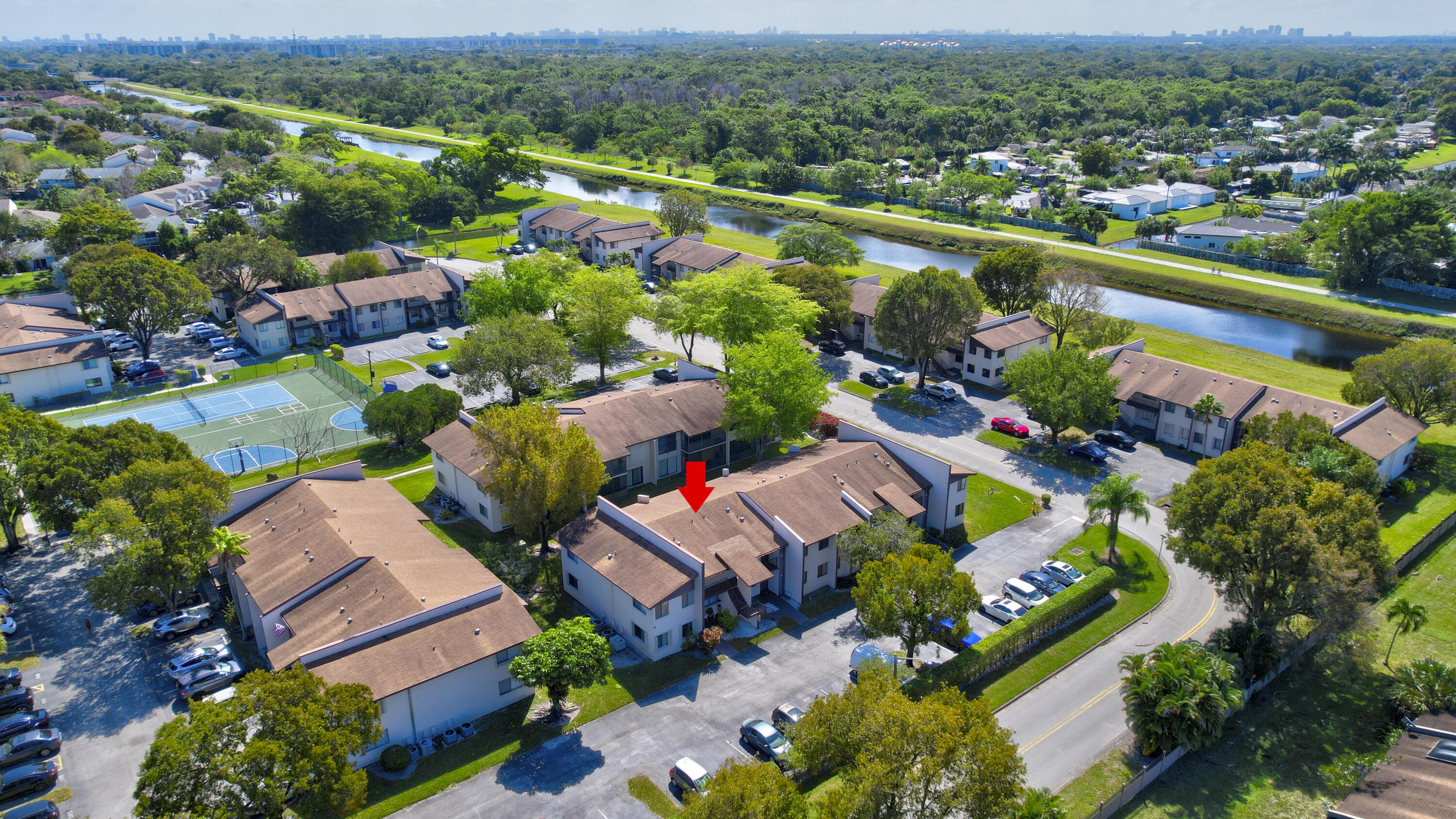 LAURELS AT MARGATE CONDO - Residential