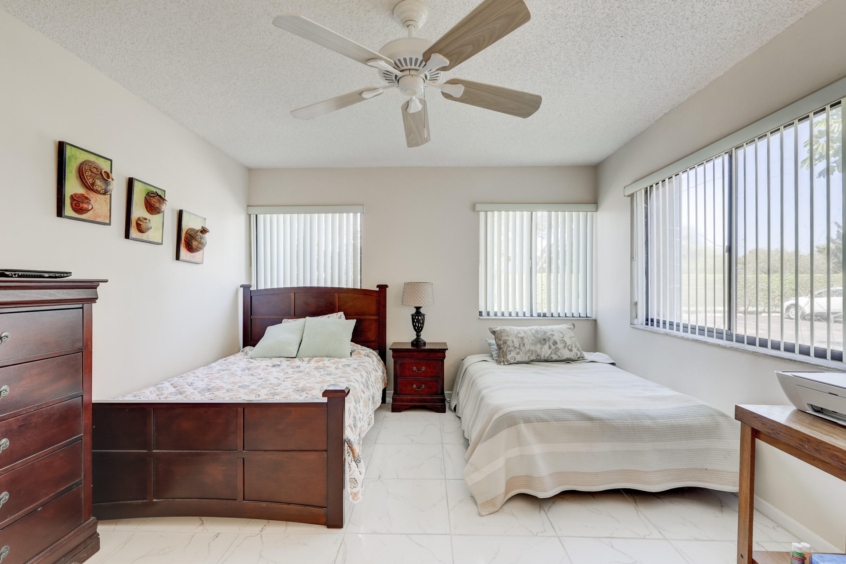 LAURELS AT MARGATE CONDO - Residential