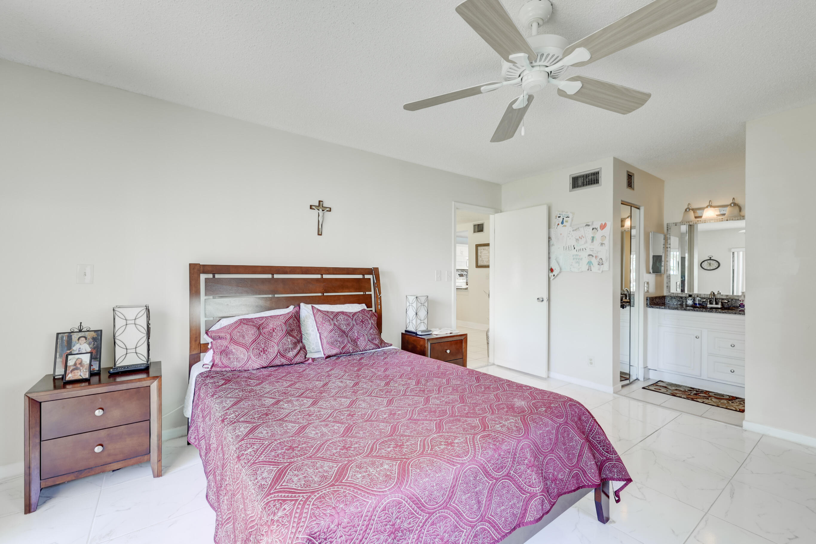 LAURELS AT MARGATE CONDO - Residential