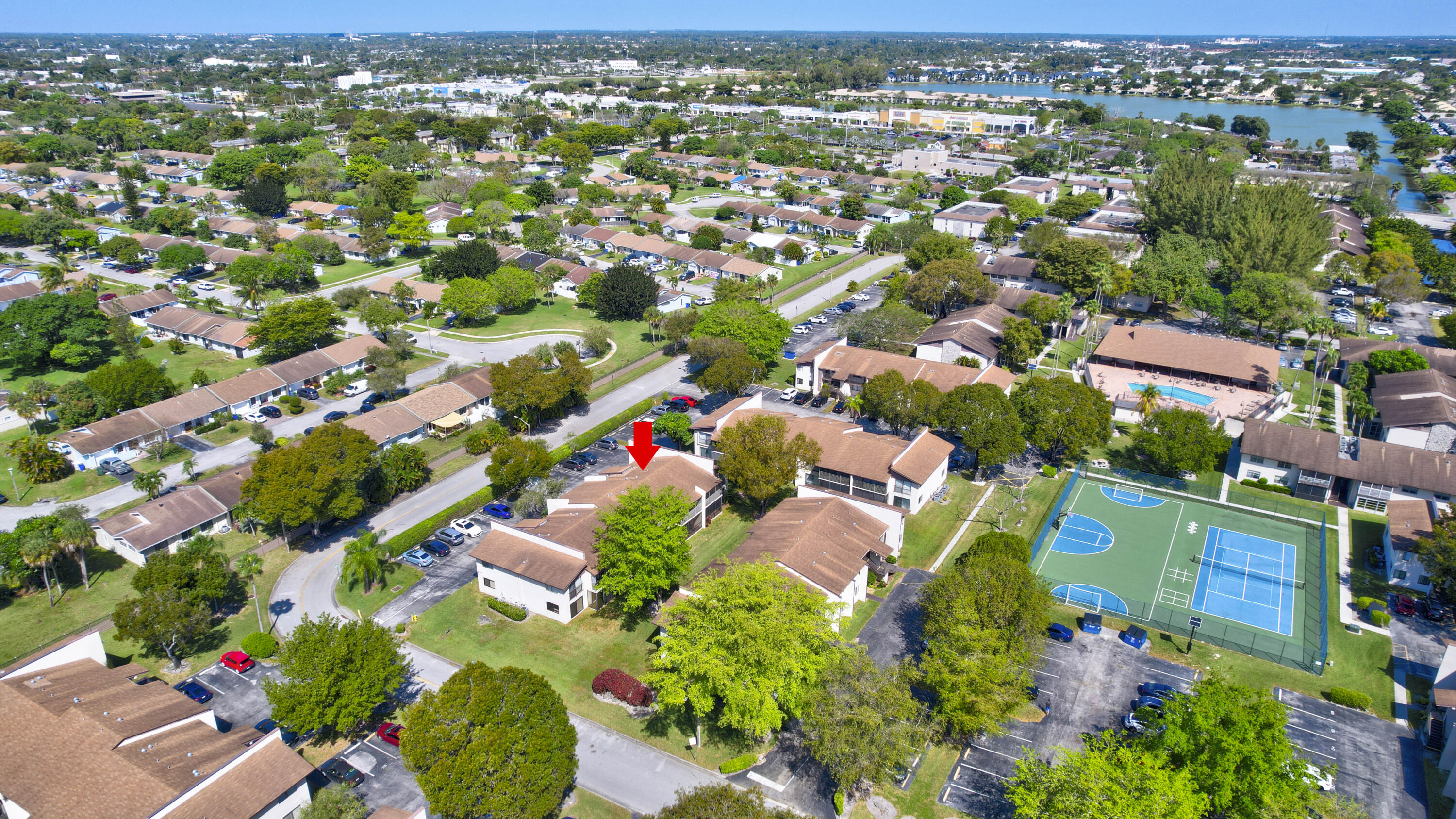 LAURELS AT MARGATE CONDO - Residential