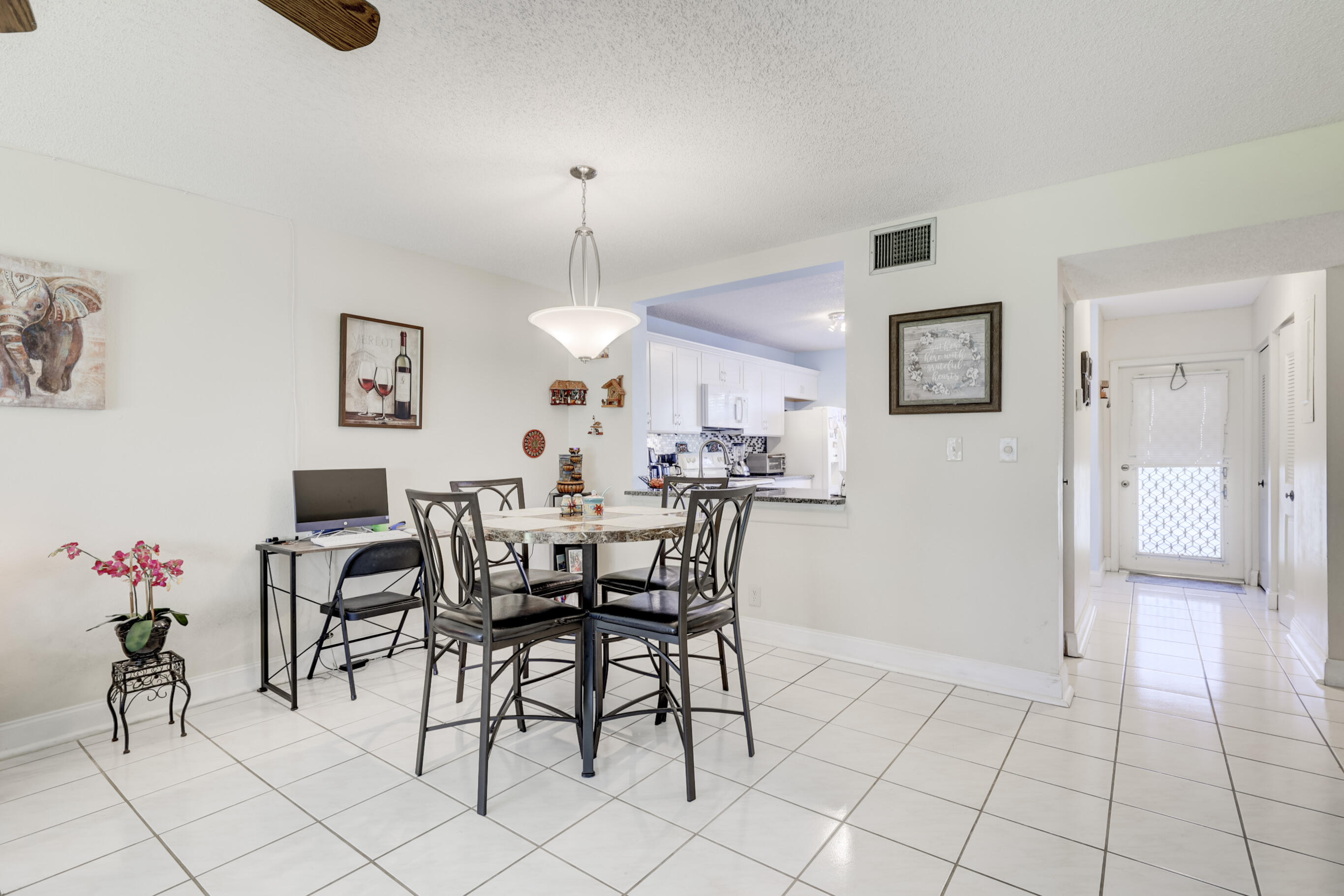 LAURELS AT MARGATE CONDO - Residential