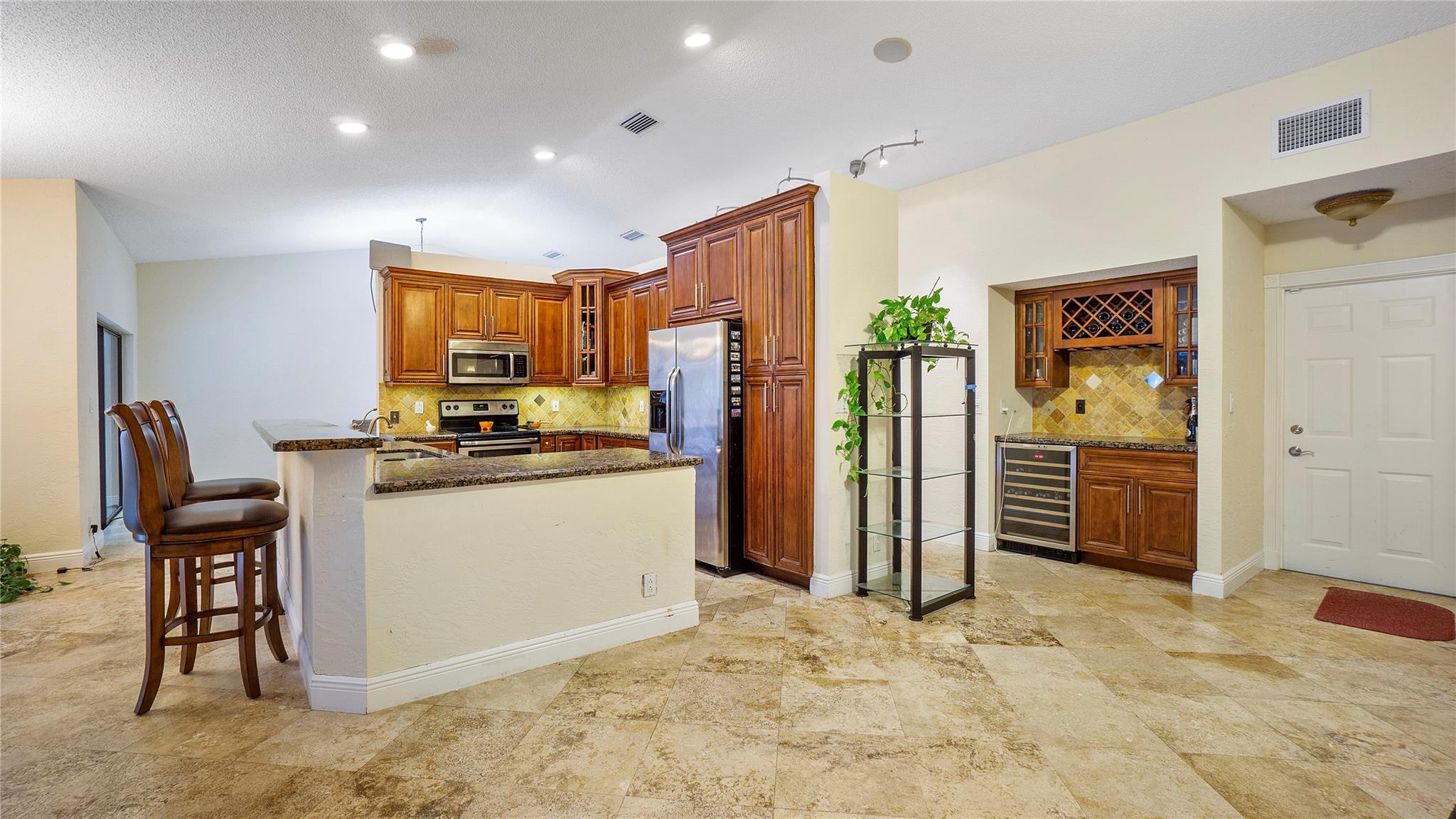 6288 NW 47th Ct