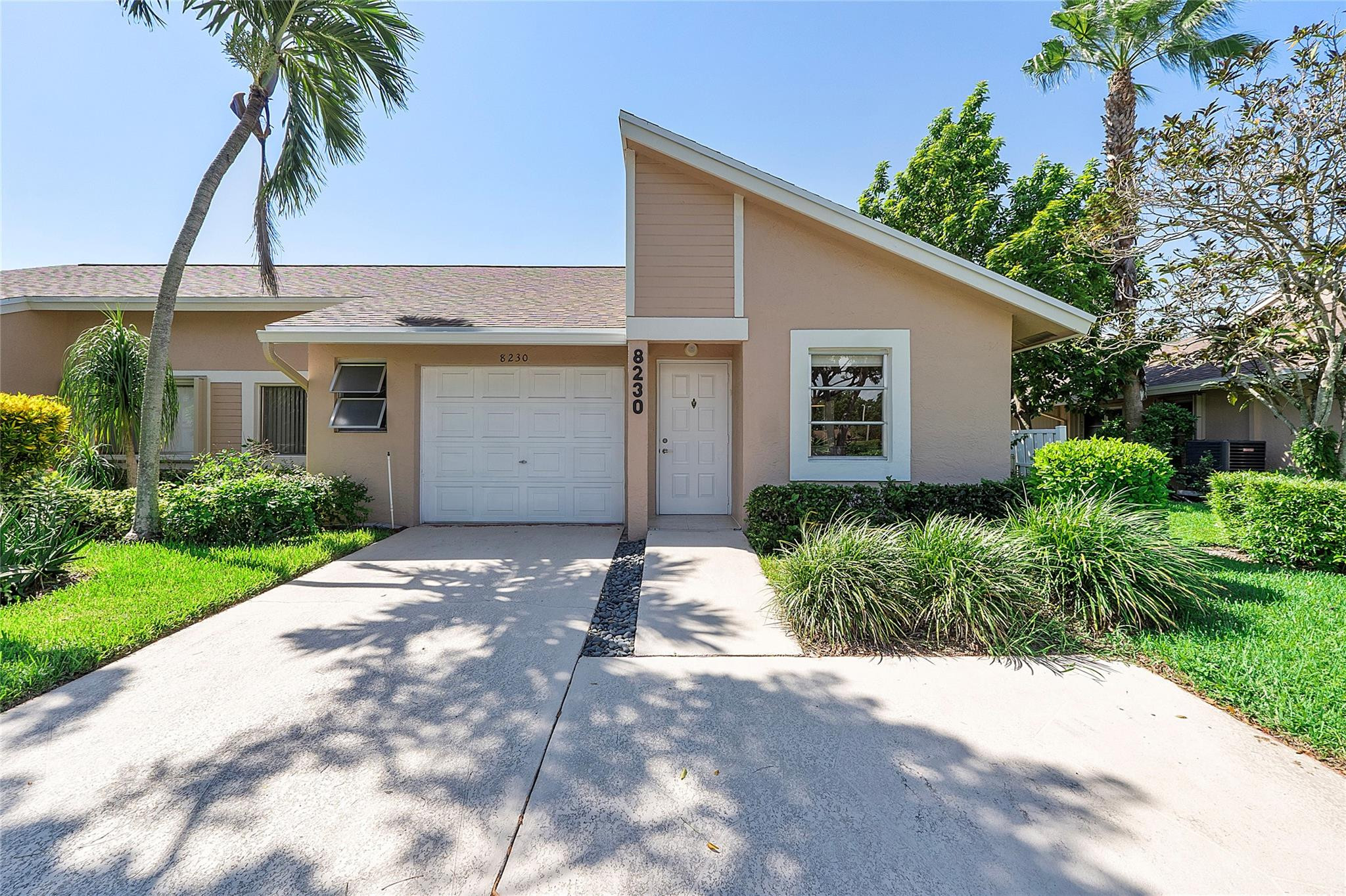 8230 Springtree Road, Boca Raton, FL, 33496/$355,000 1 8230 Springtree Road