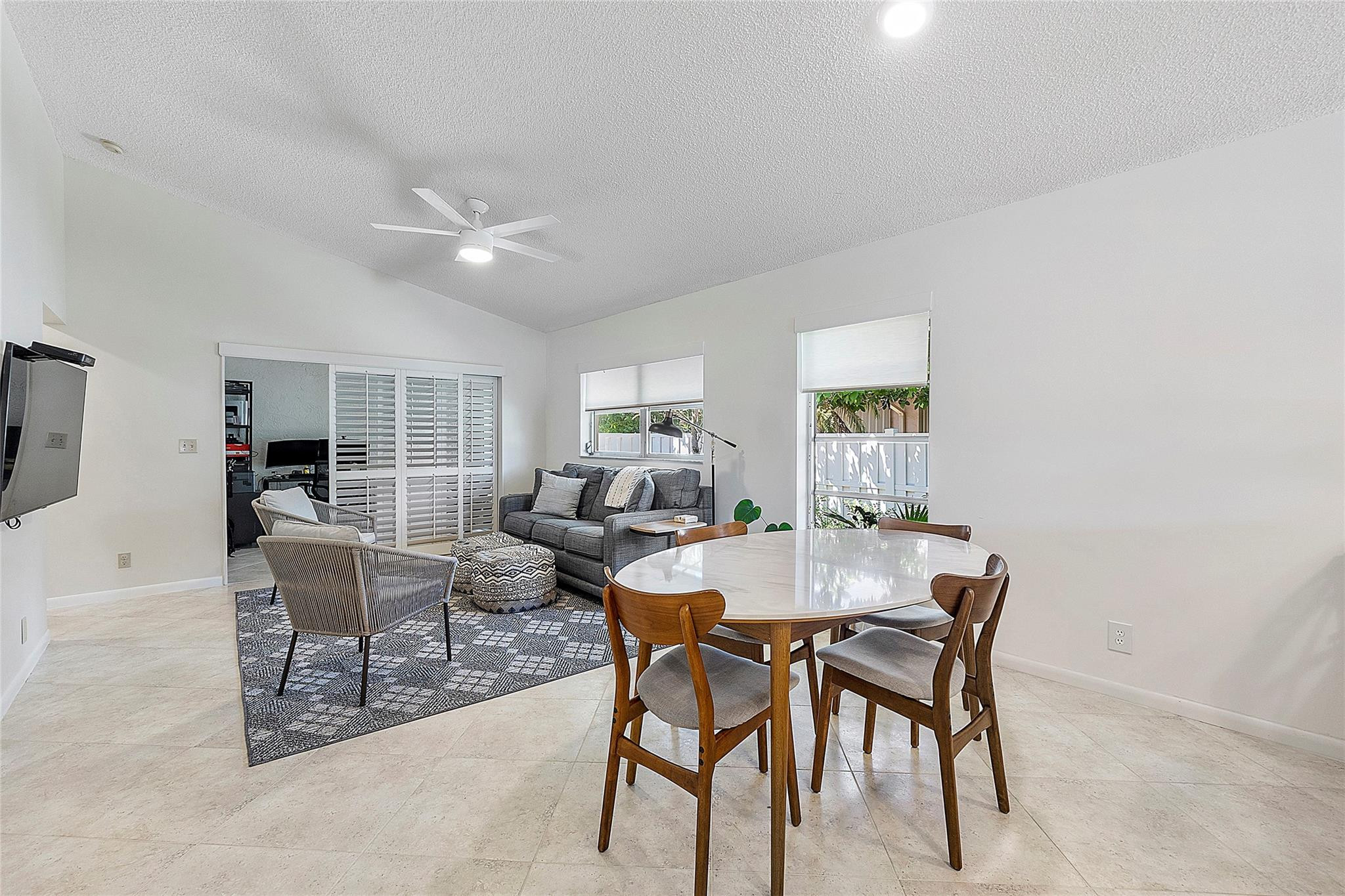 WHISPER WALK SEC C CONDO - Residential