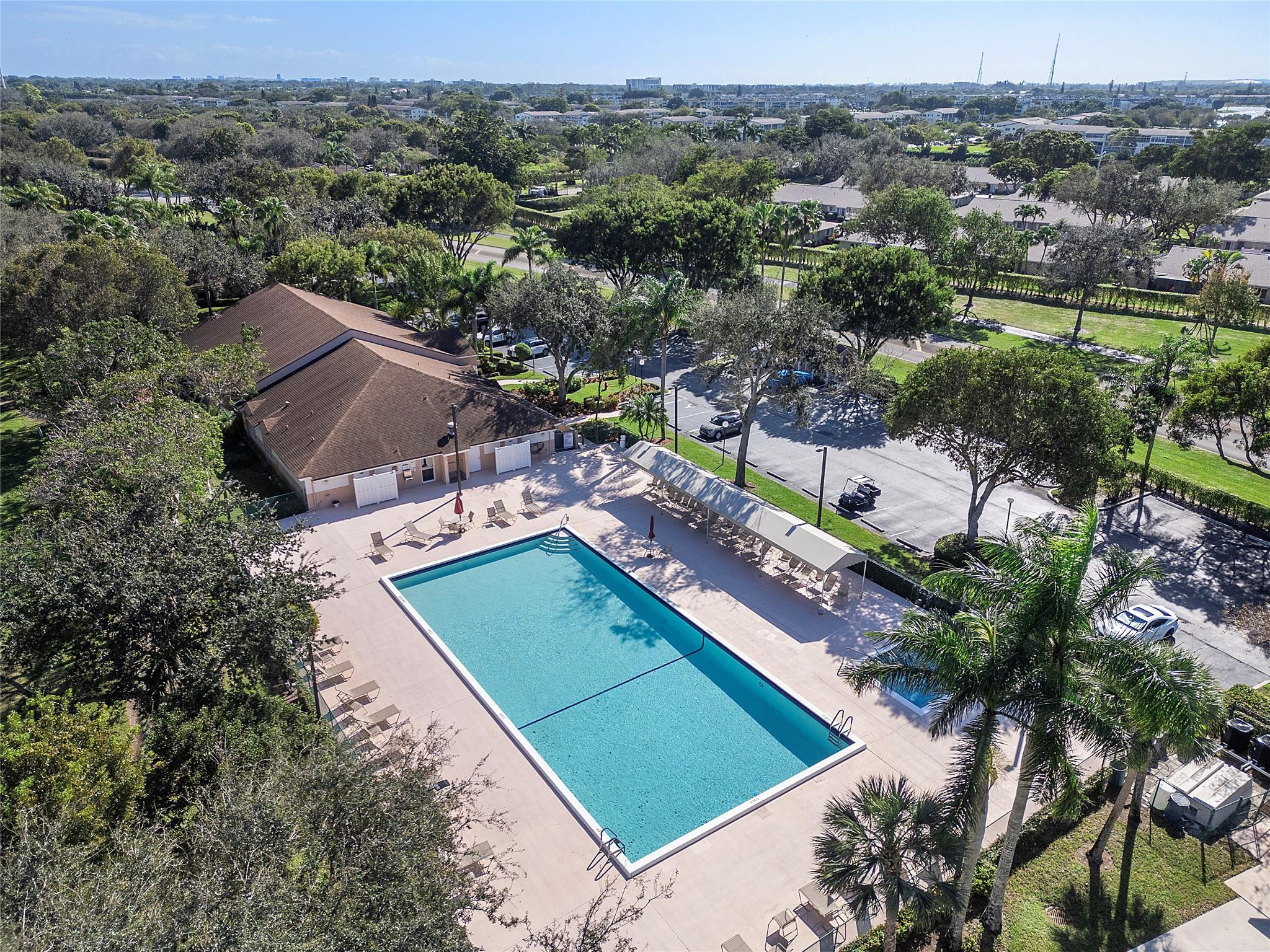 WHISPER WALK SEC C CONDO - Residential
