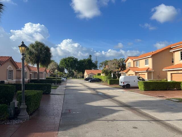 SHANGRI-LA AT WOODMONT - Residential Lease