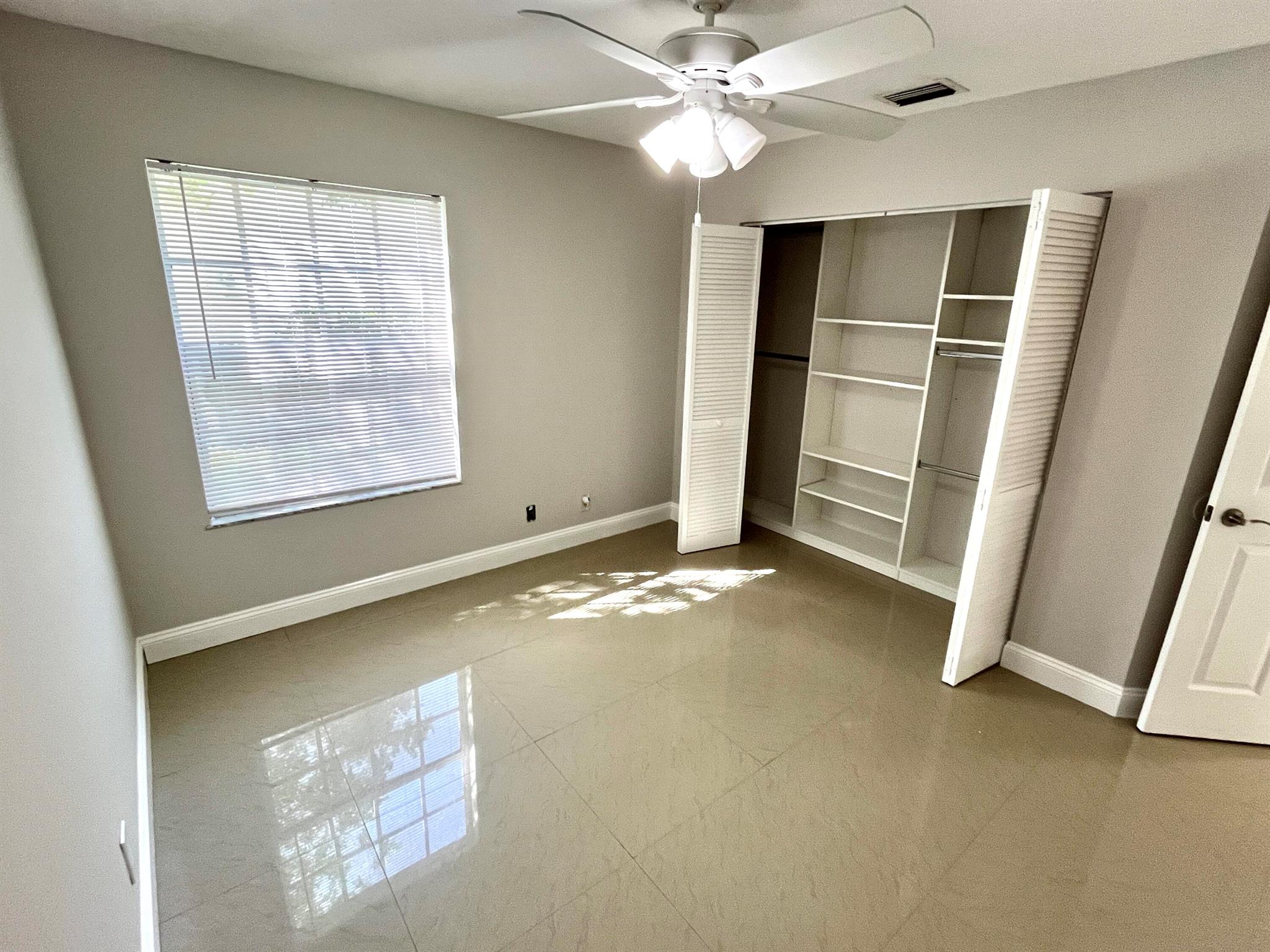 EMERALD FOREST OF WELLINGTON - Residential Lease