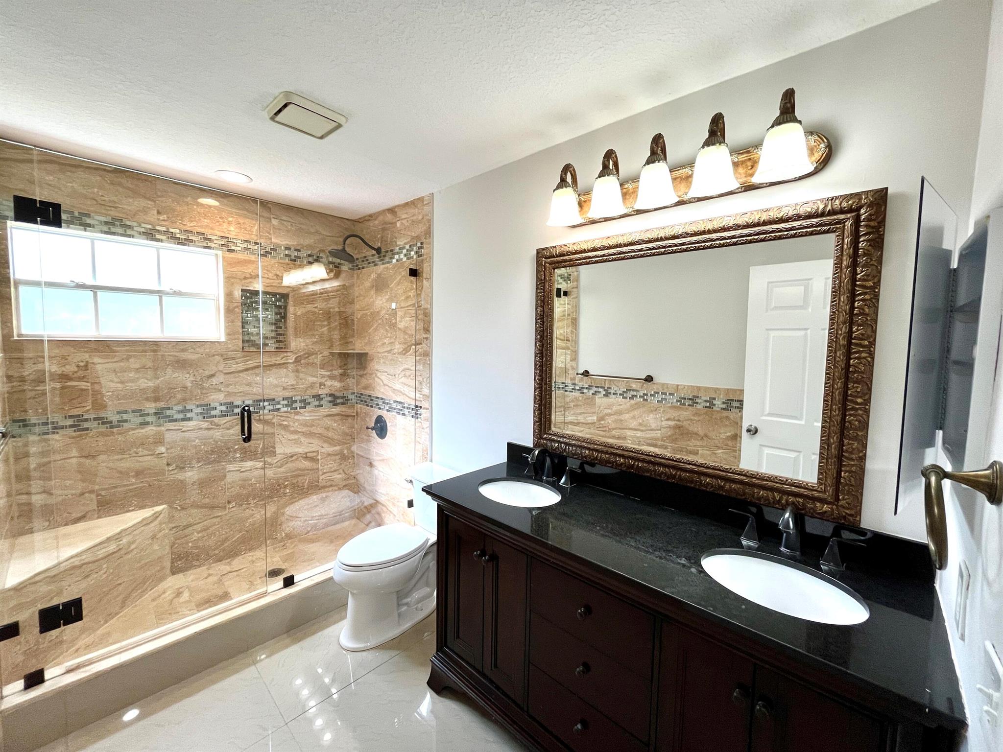 EMERALD FOREST OF WELLINGTON - Residential Lease