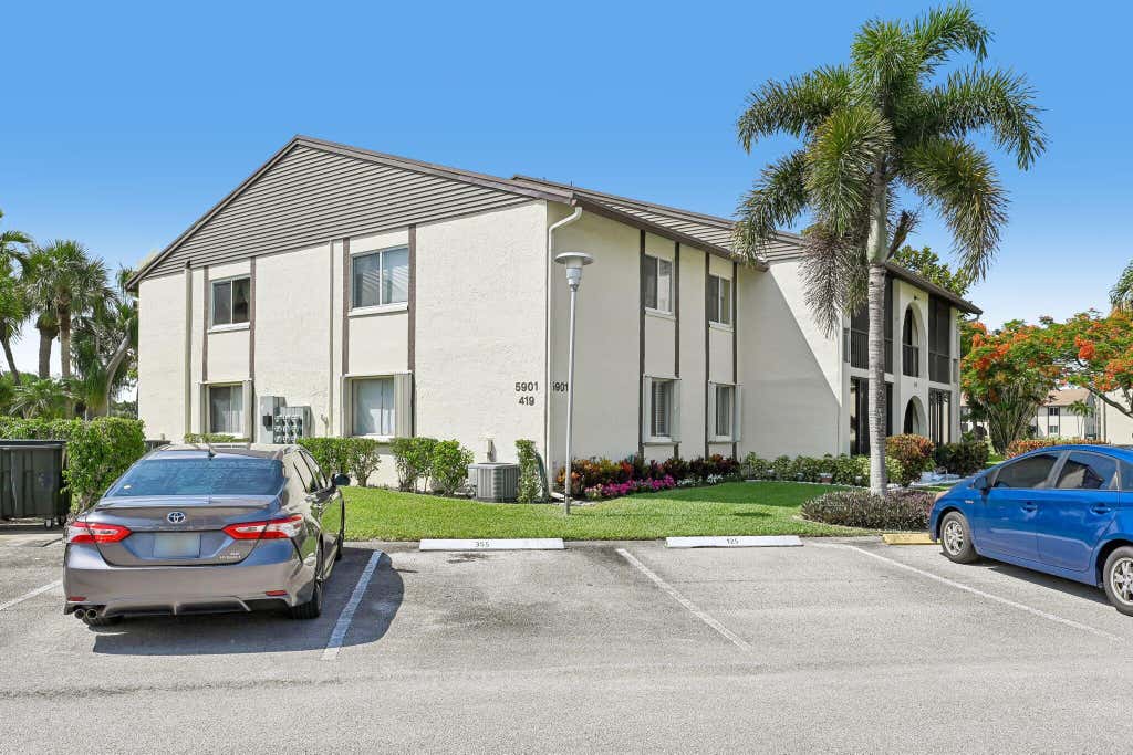 Photo of 5901 Whispering Pine Way #C-2, Greenacres, FL 33463 (MLS # B26041860)