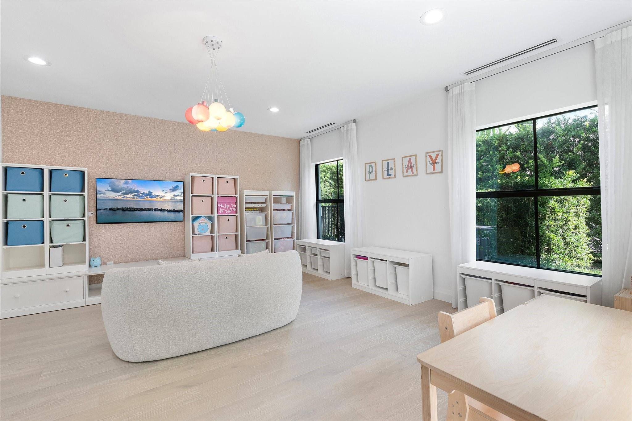 Sea Ranch Lakes - Residential