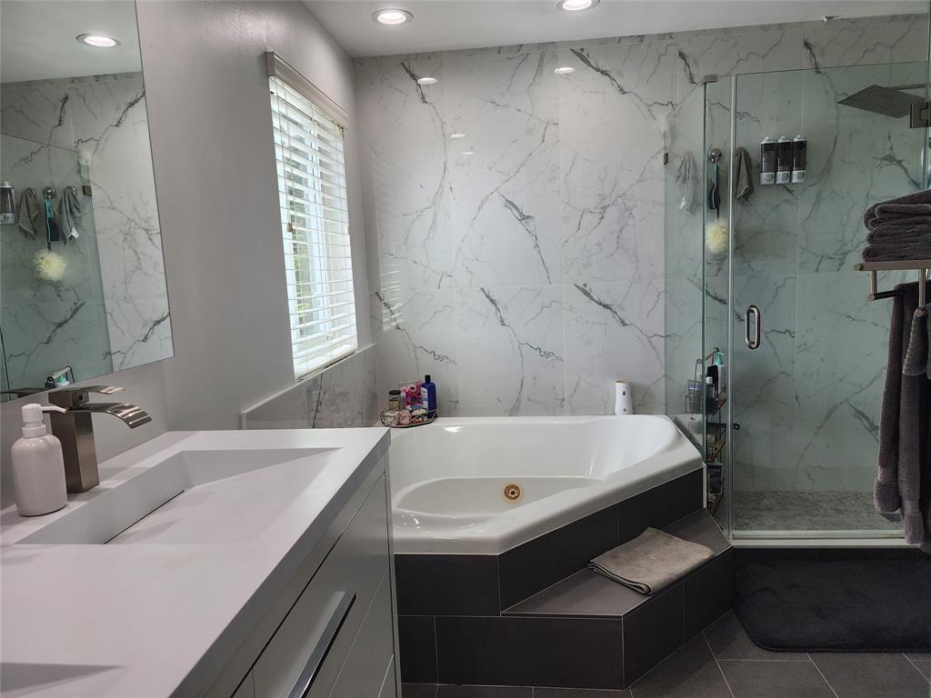 Lakeside South - Residential Lease