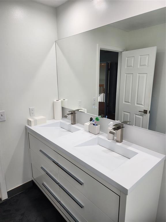 Lakeside South - Residential Lease