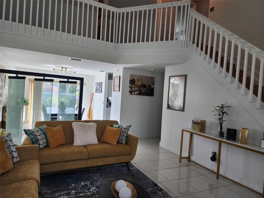 Lakeside South - Residential Lease