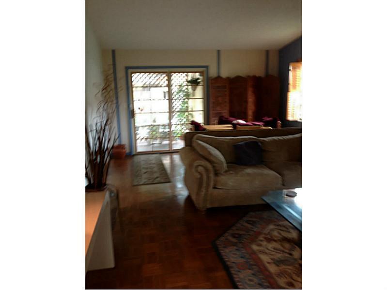 Lake Island - Residential