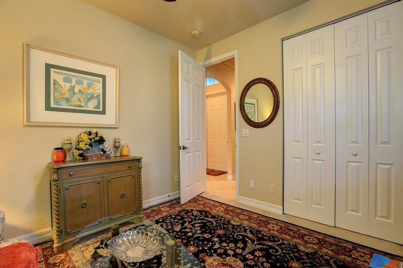 VEROLAGO PHASE 1 - Residential