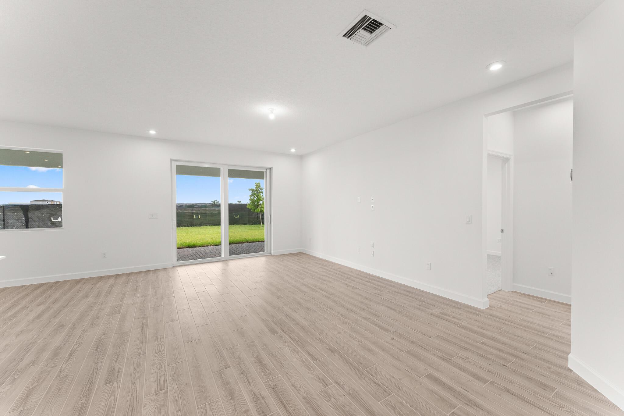 14401 SW Ellison Drive, Port St Lucie, FL, 34987/$459,890 3 14401 SW Ellison Drive