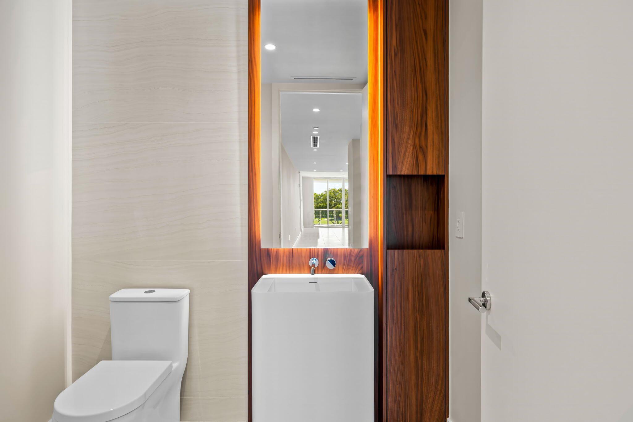 ALINA 220 BOCA RATON COND - Residential