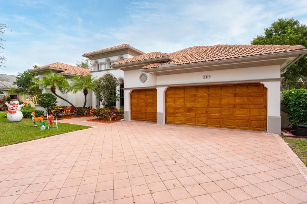 Photo of 6279 NW 92nd Avenue, Parkland, FL 33067 (MLS # F10415242)