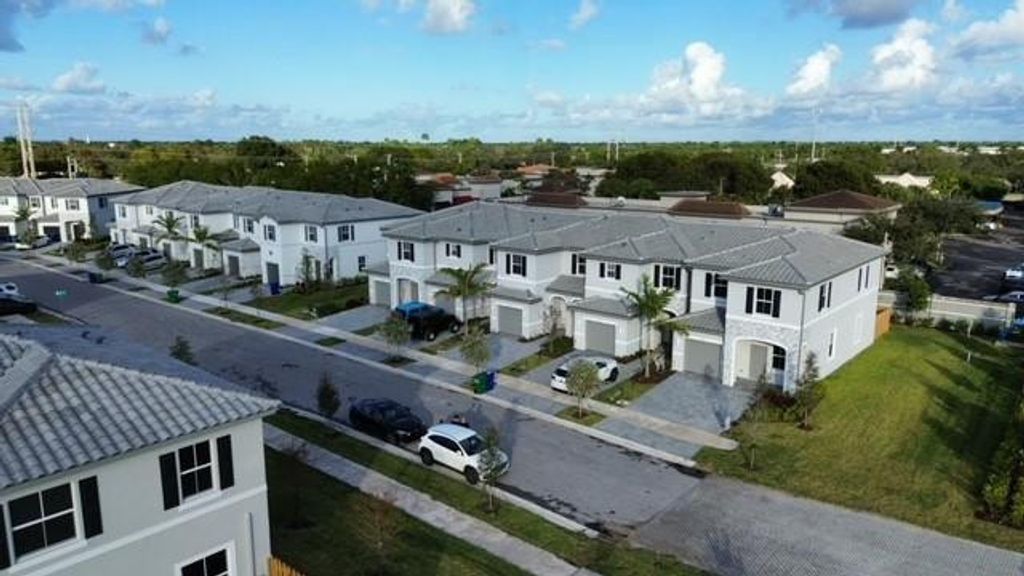 Photo of 4611 NW 118th Avenue, Coral Springs, FL 33076 (MLS # F10555216)