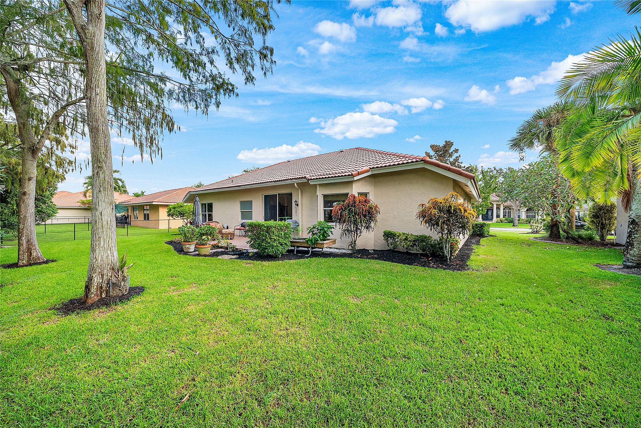 Estates Royal Palm Beach - Residential