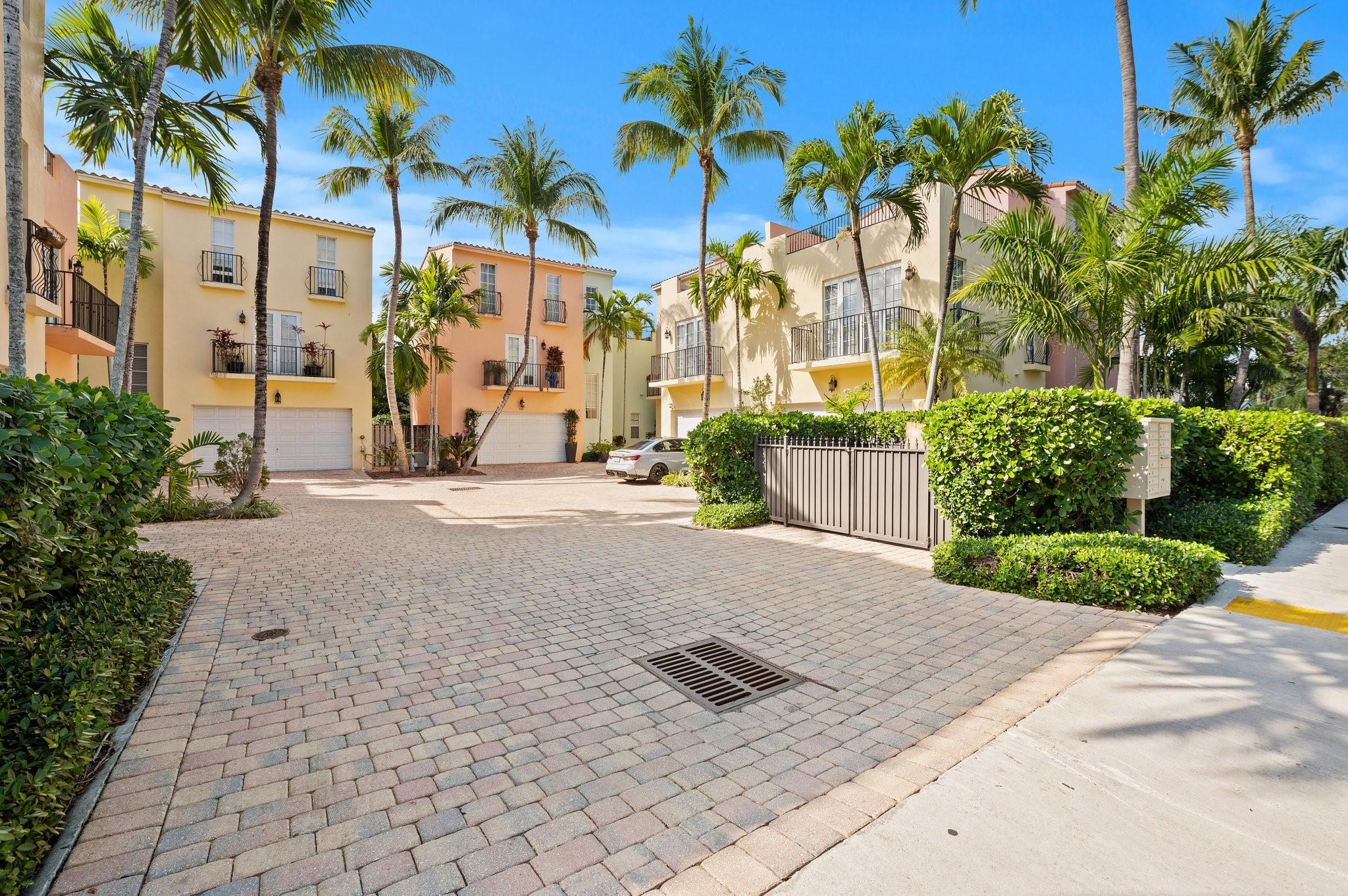 1127 NE 18th Ave 1127