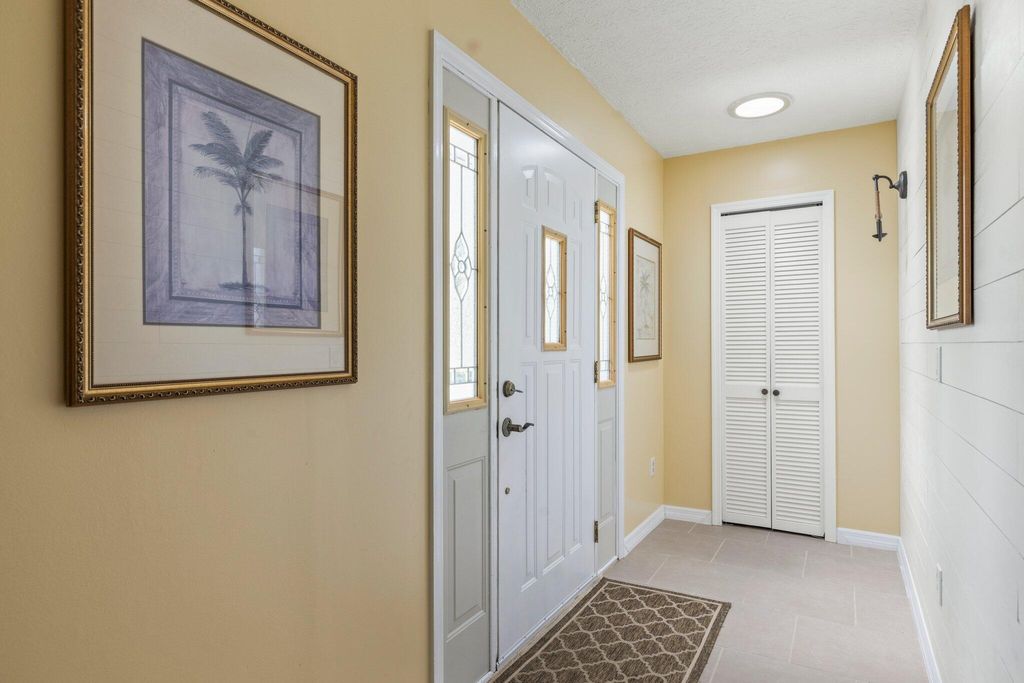 Photo of 1201 Savannah Street, Fort Pierce, FL 34982 (MLS # R11012593)
