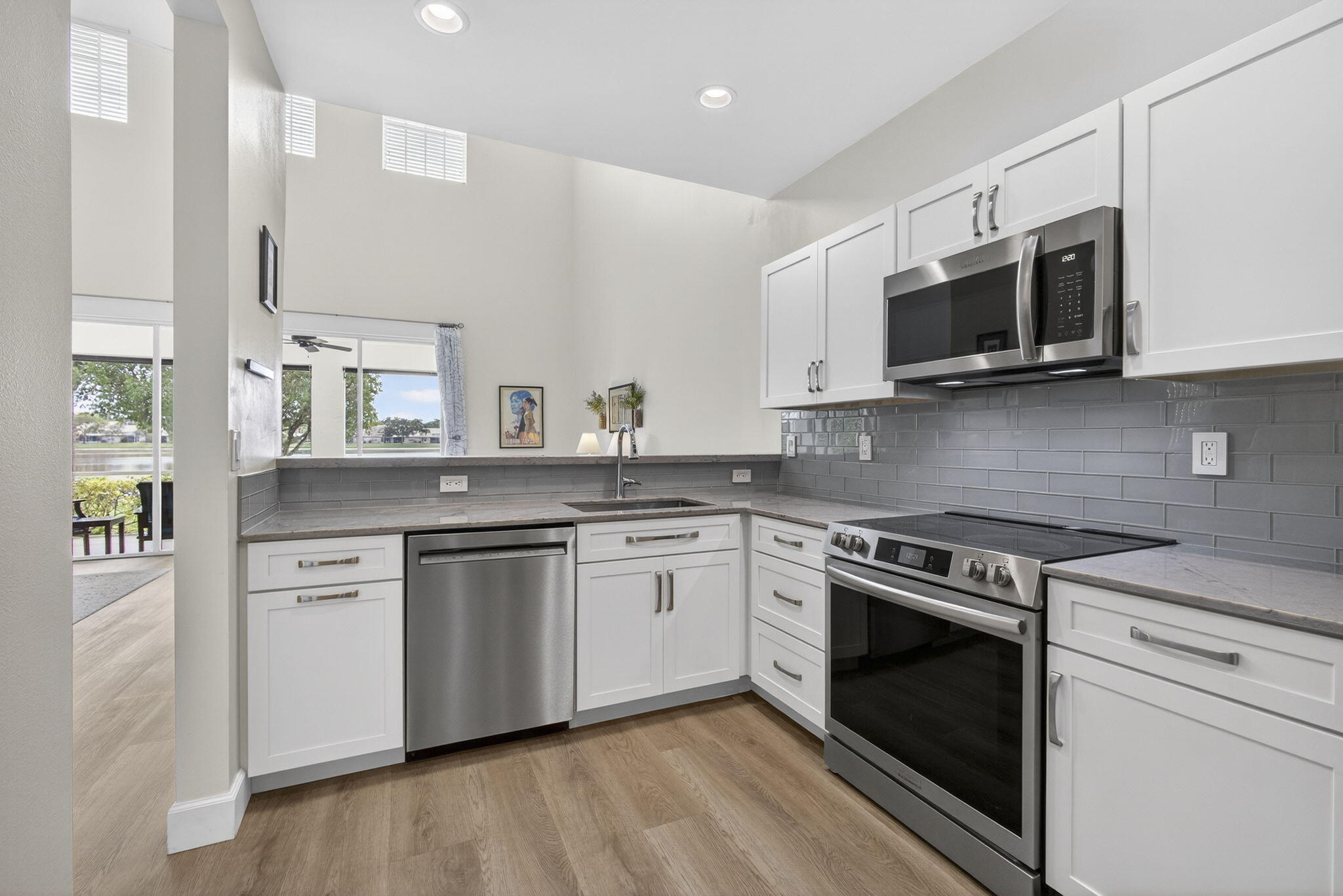 WELLINGTONS EDGE - Residential Lease