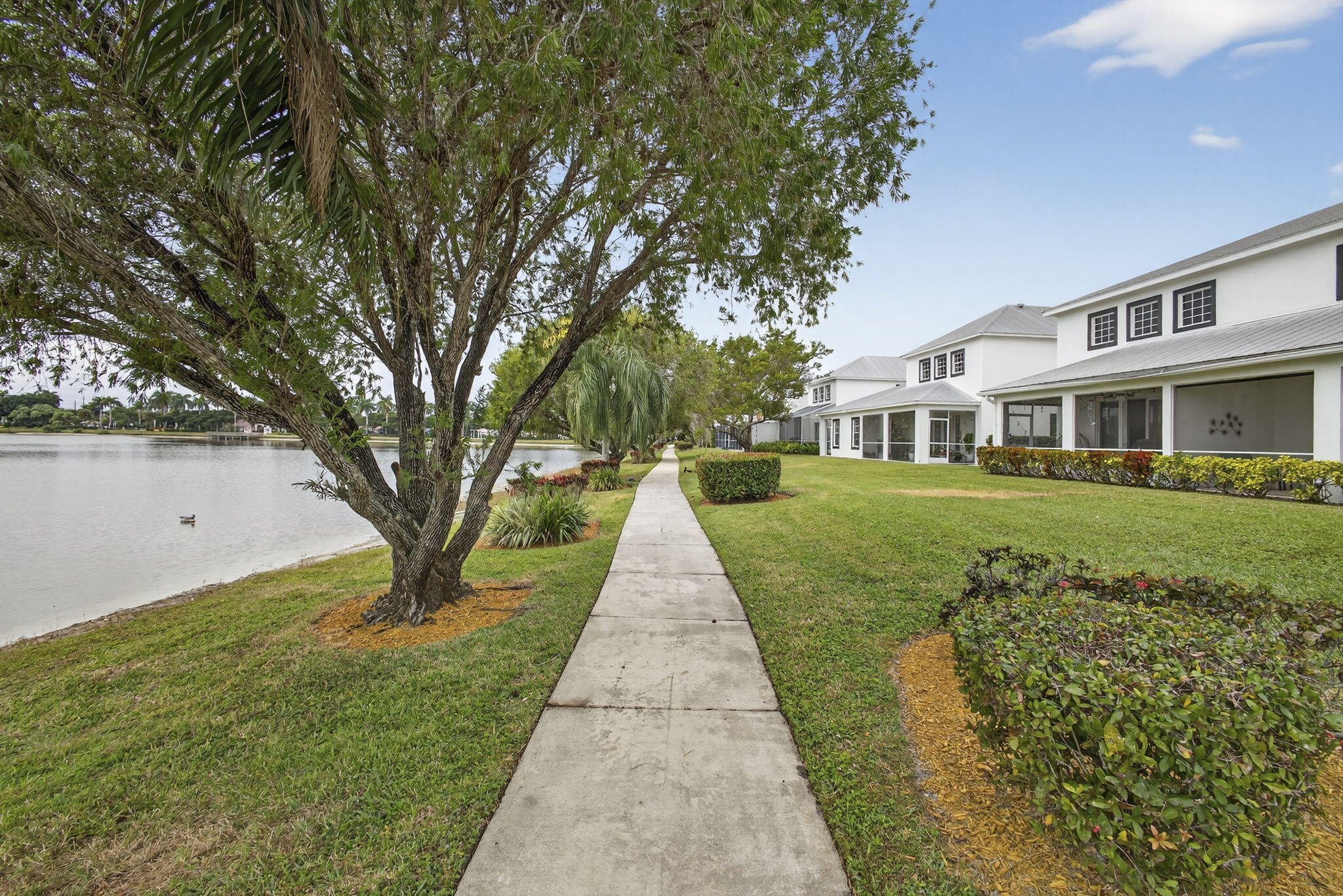 WELLINGTONS EDGE - Residential Lease