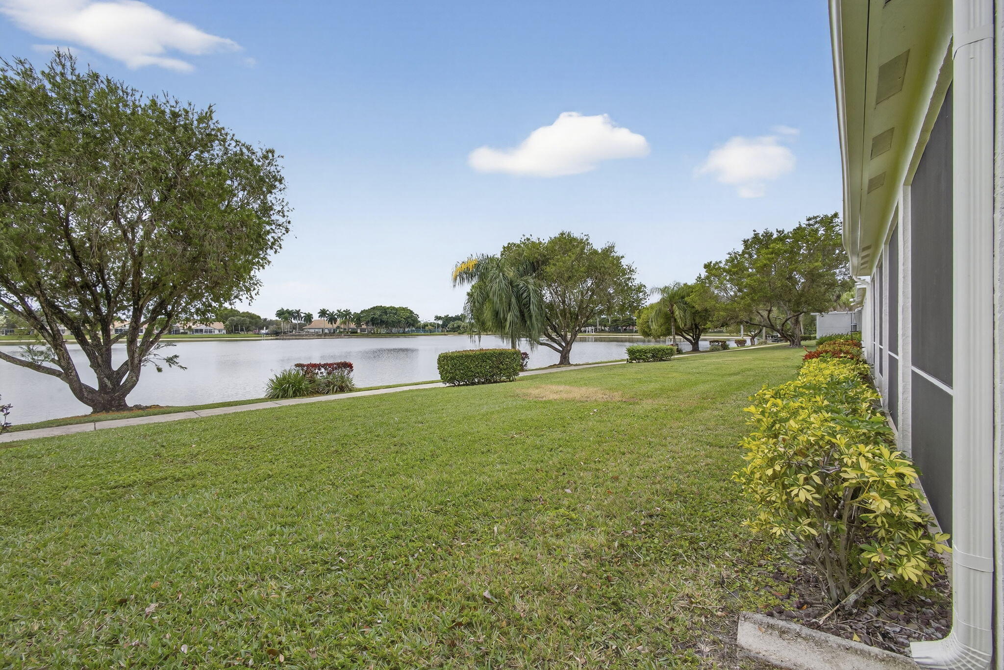 WELLINGTONS EDGE - Residential Lease