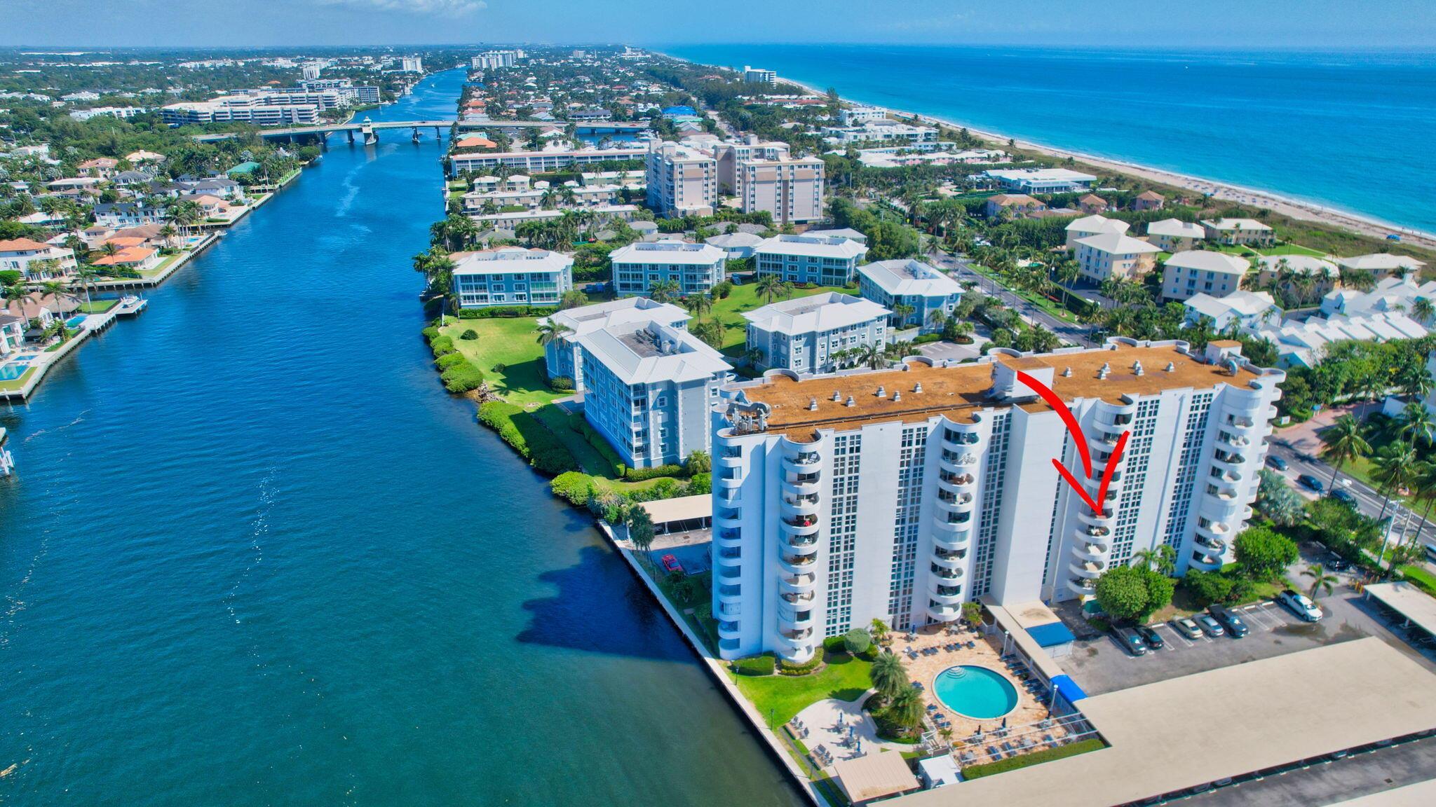 COASTAL HOUSE CONDO - Residential