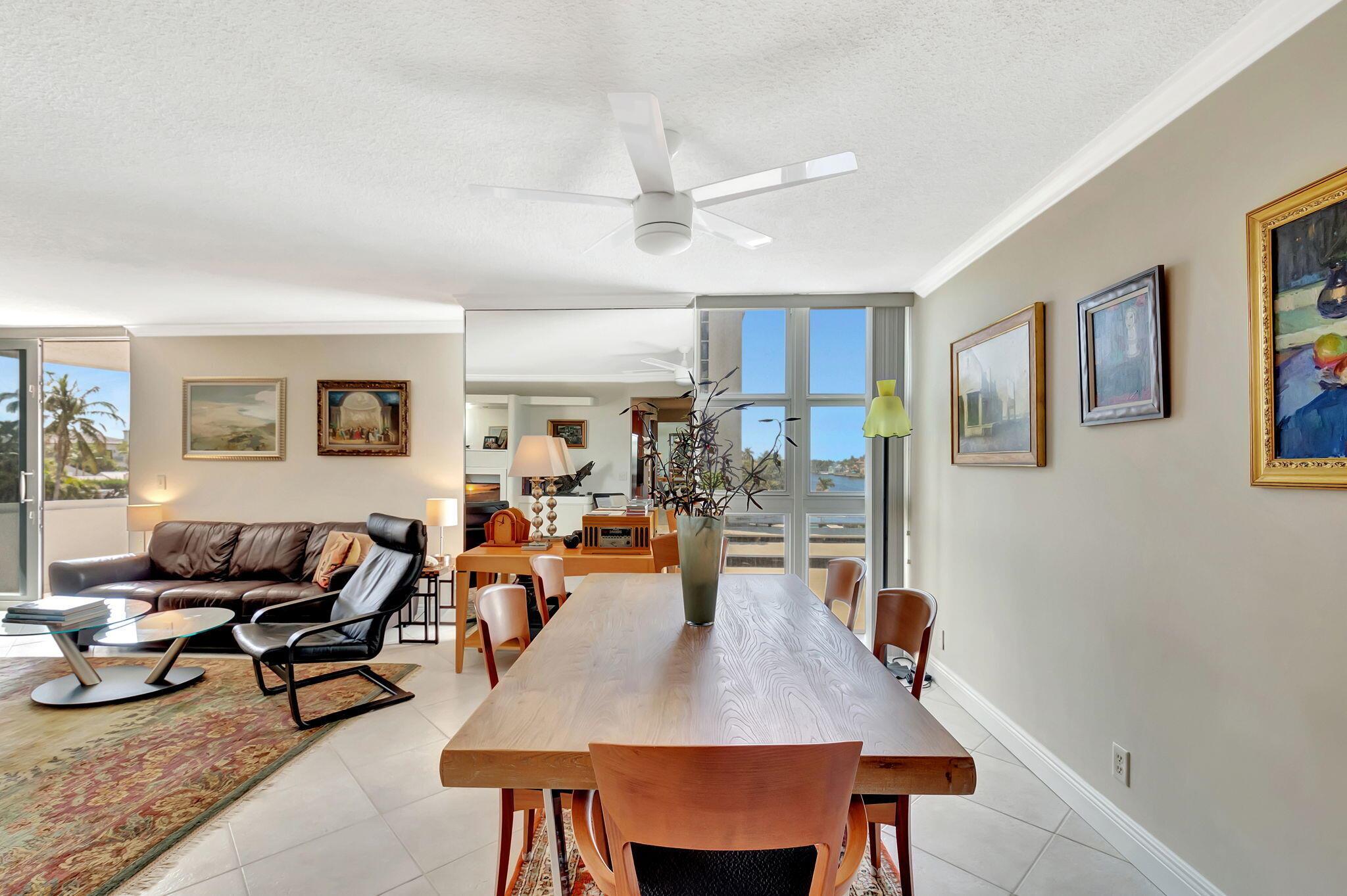 COASTAL HOUSE CONDO - Residential