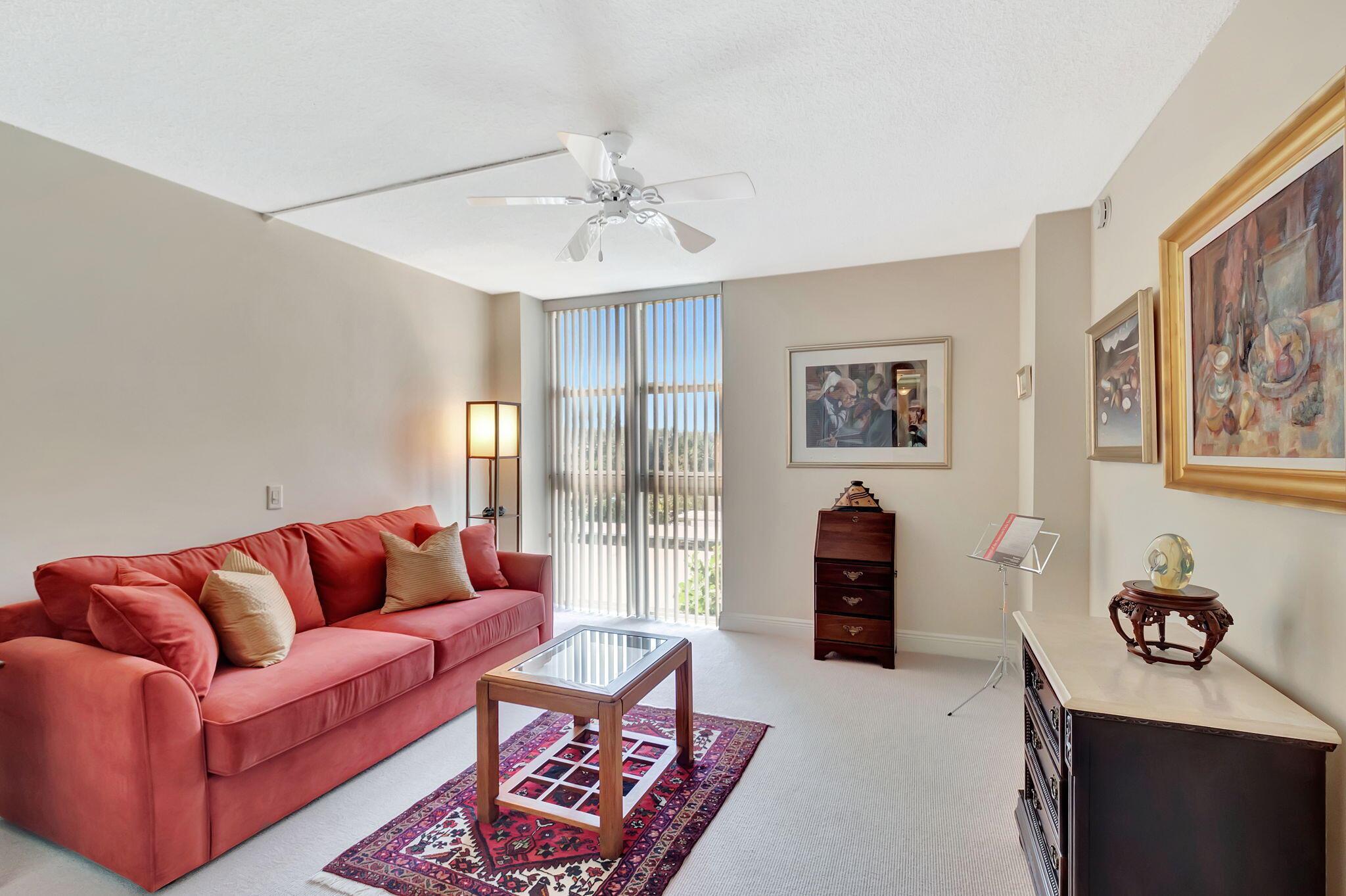 COASTAL HOUSE CONDO - Residential