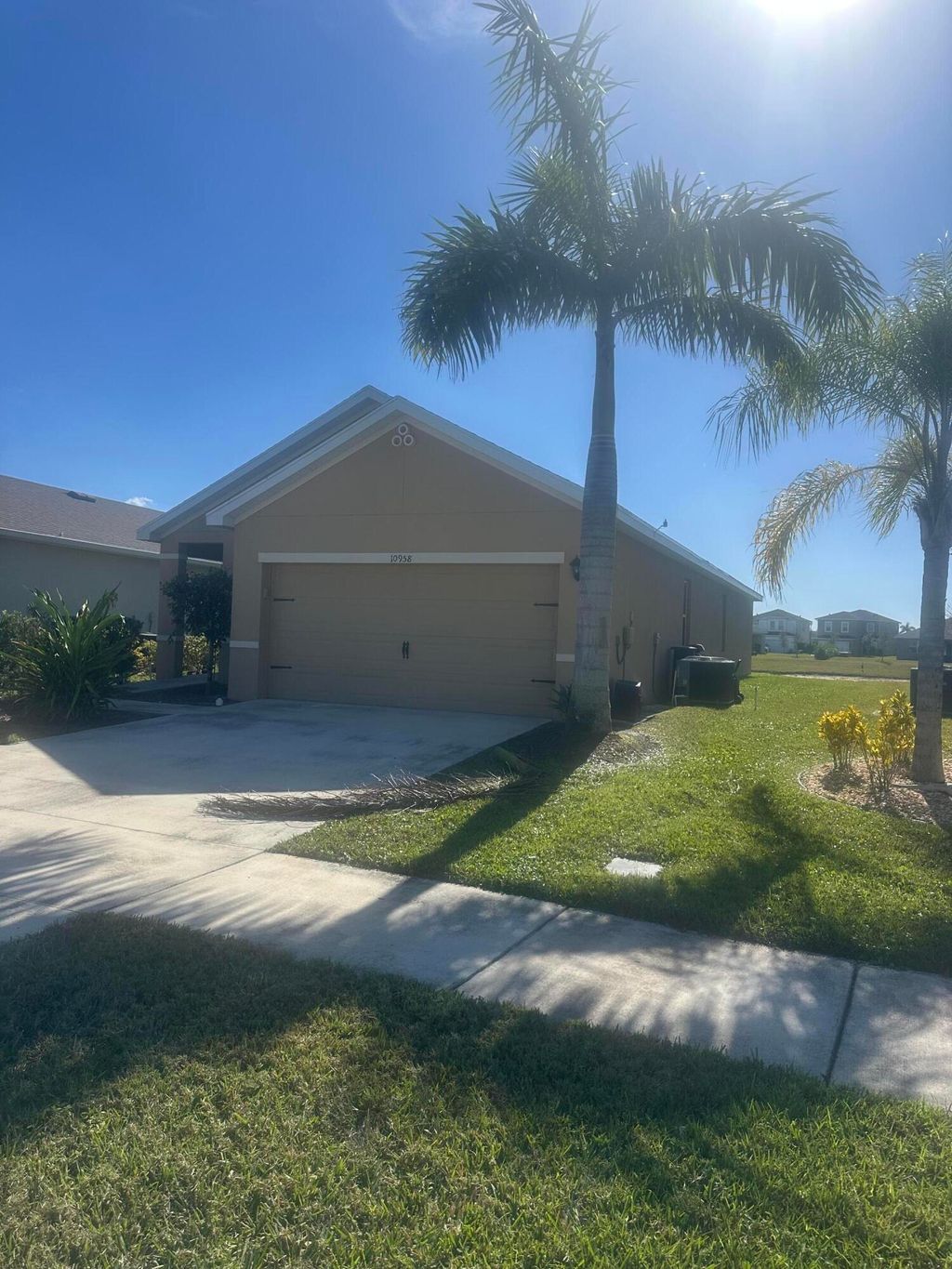 Photo of 10958 SW Robbia Way, Port Saint Lucie, FL 34987 (MLS # R11159220)