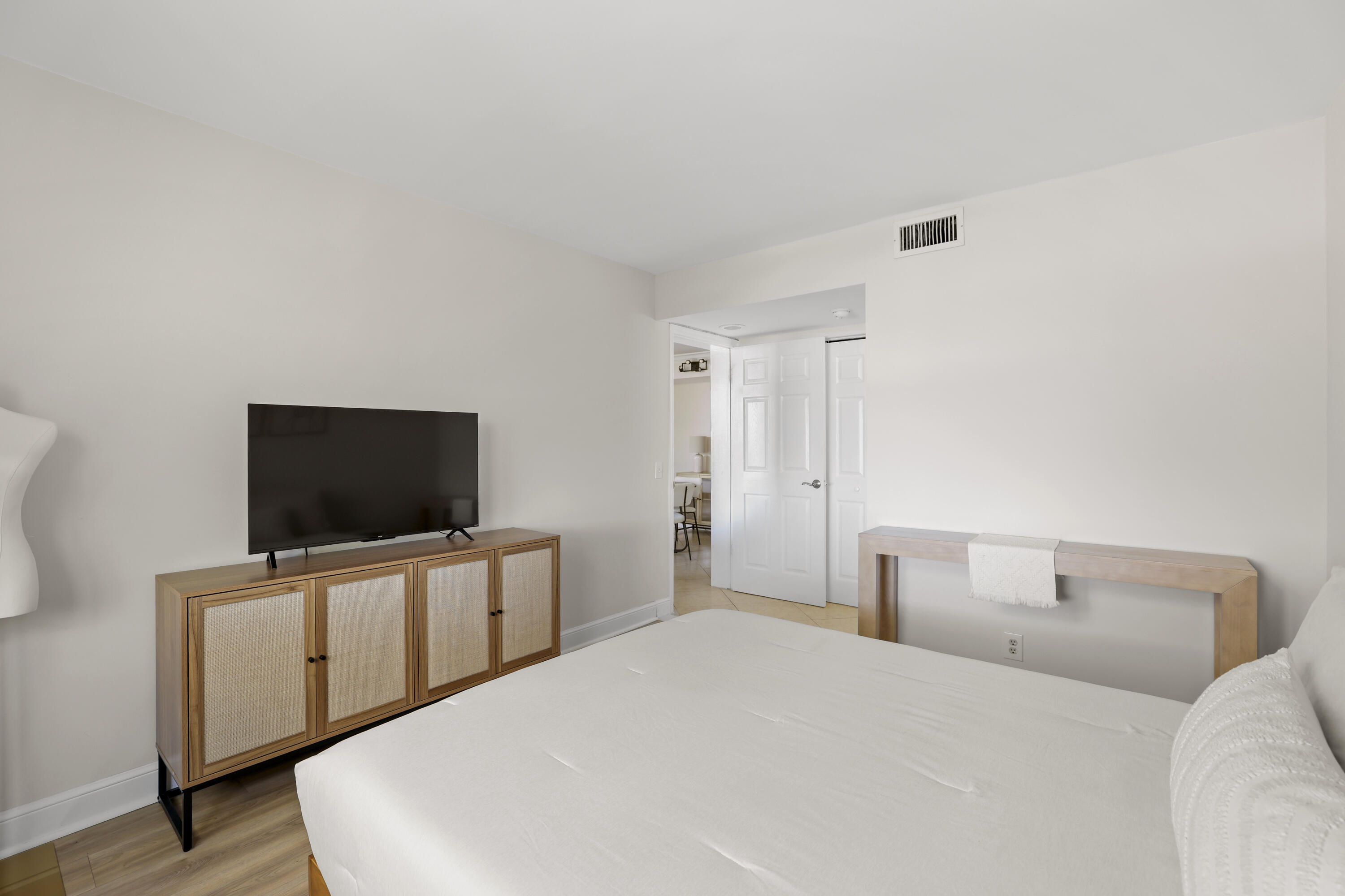 CLEAR LAKE CLUB CONDOMINIUM - Residential