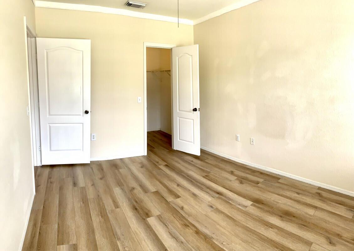 RESIDENCES OF BELMONT AT - Residential Lease