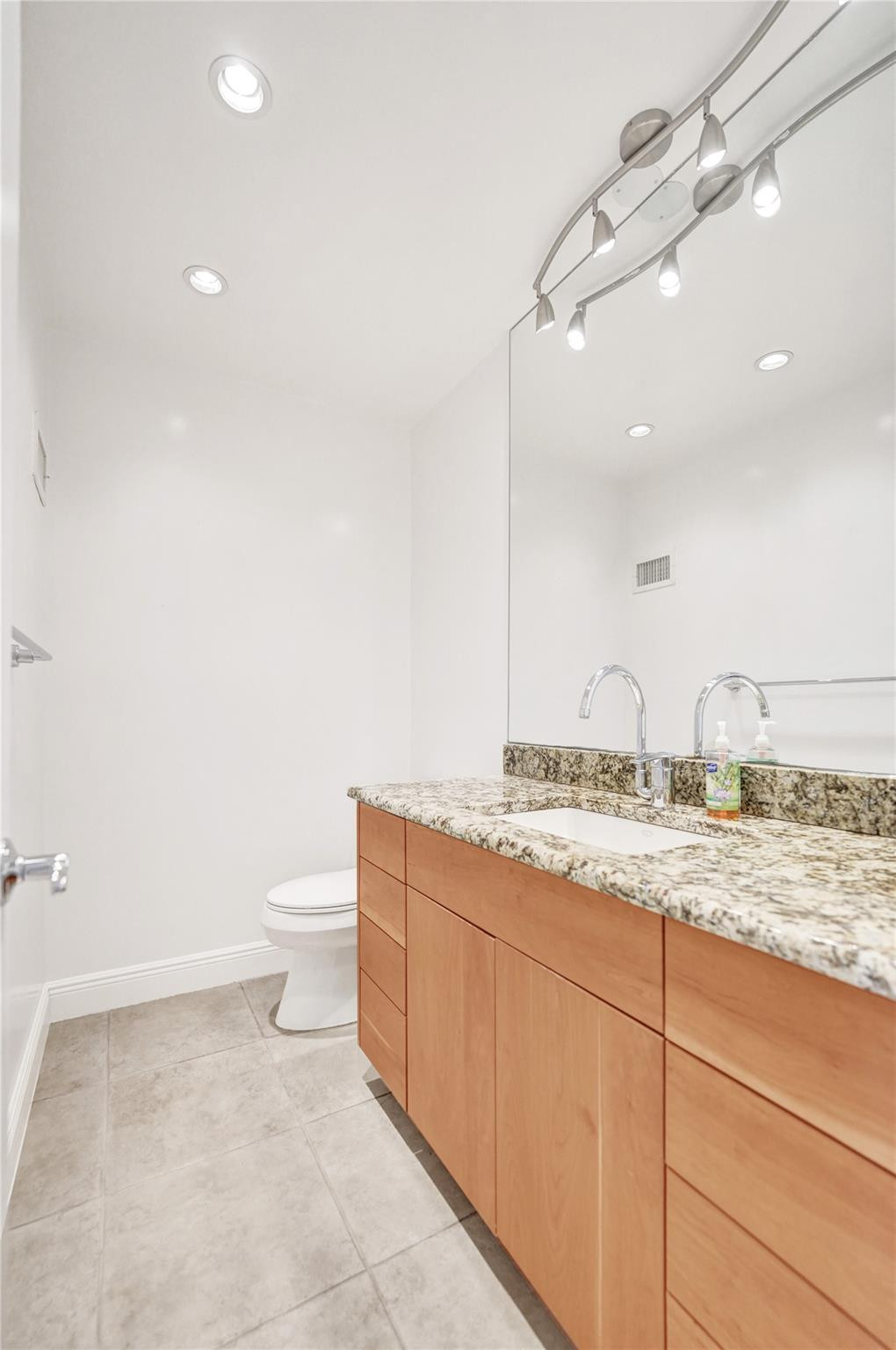 Gallery Condo - Residential