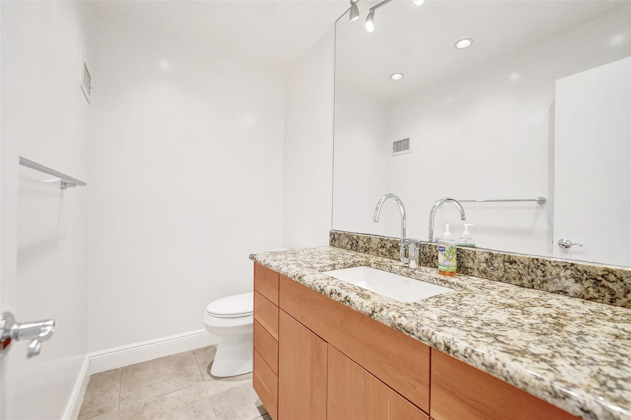 Gallery Condo - Residential