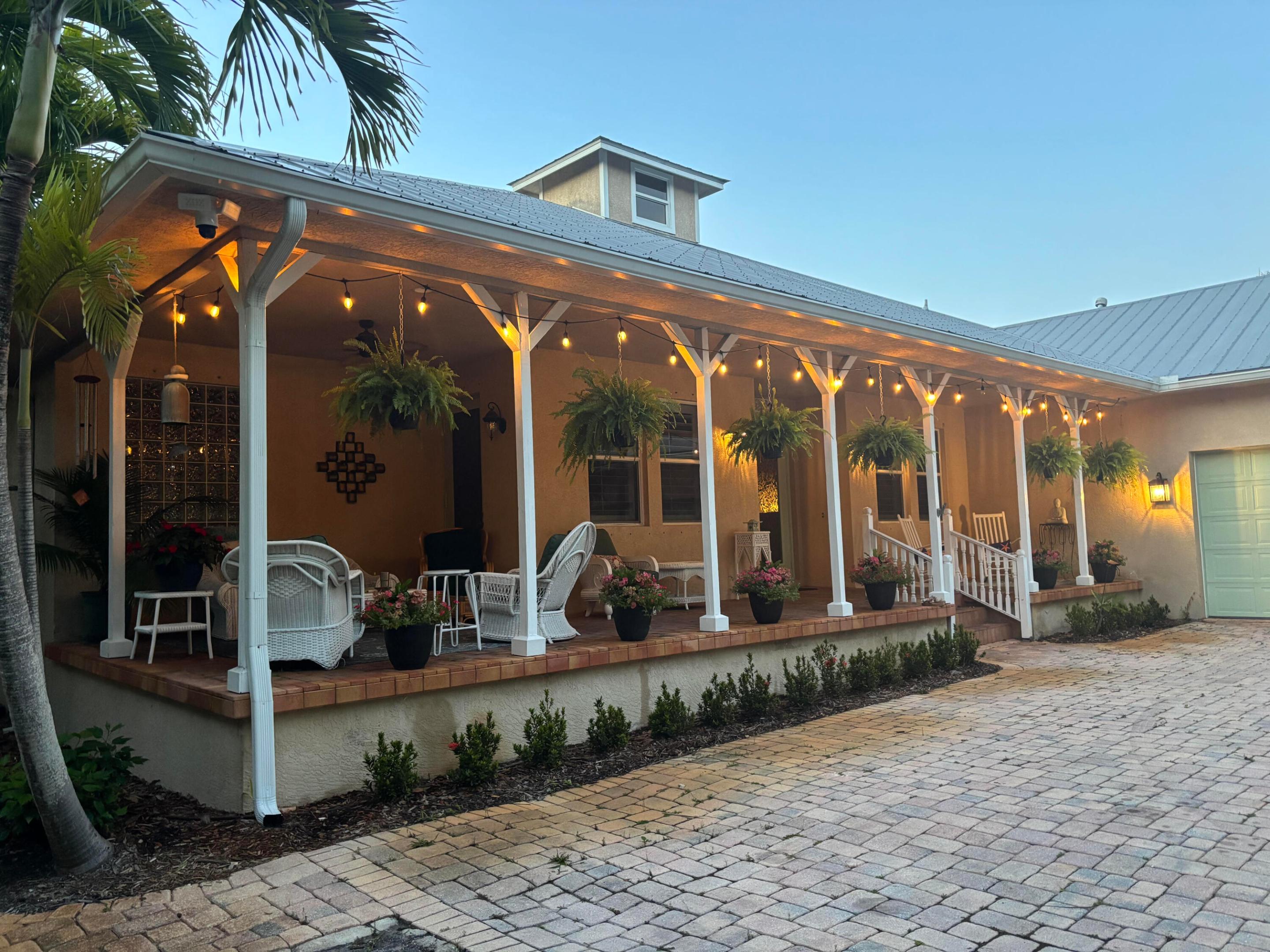 2412 SE Saint Lucie Boulevard