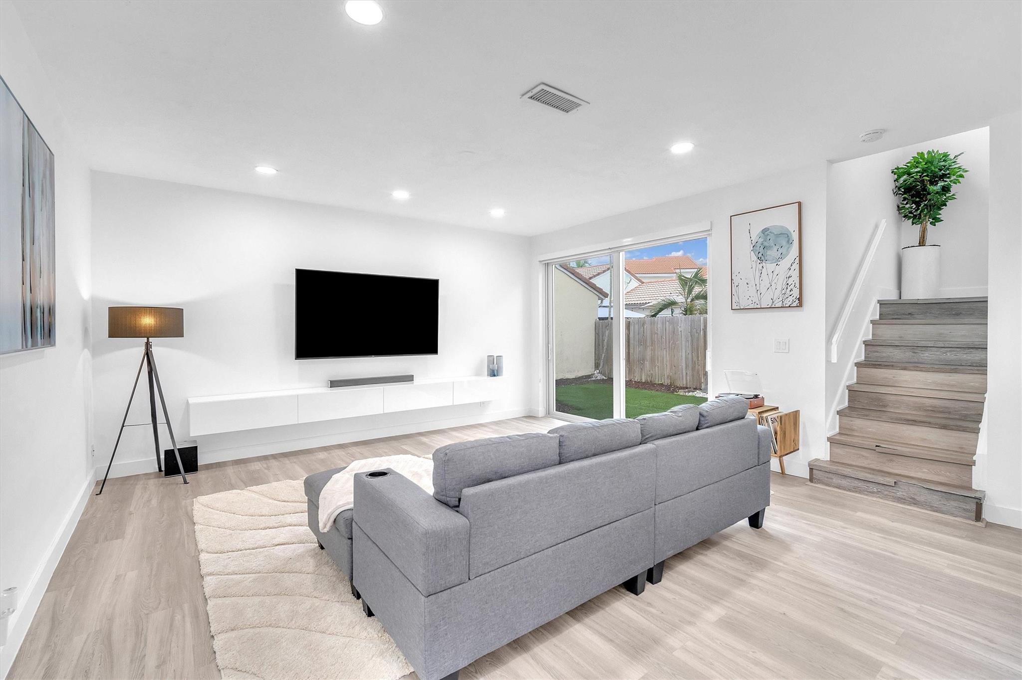 SILVER LAKES PHASE II REP - Residential