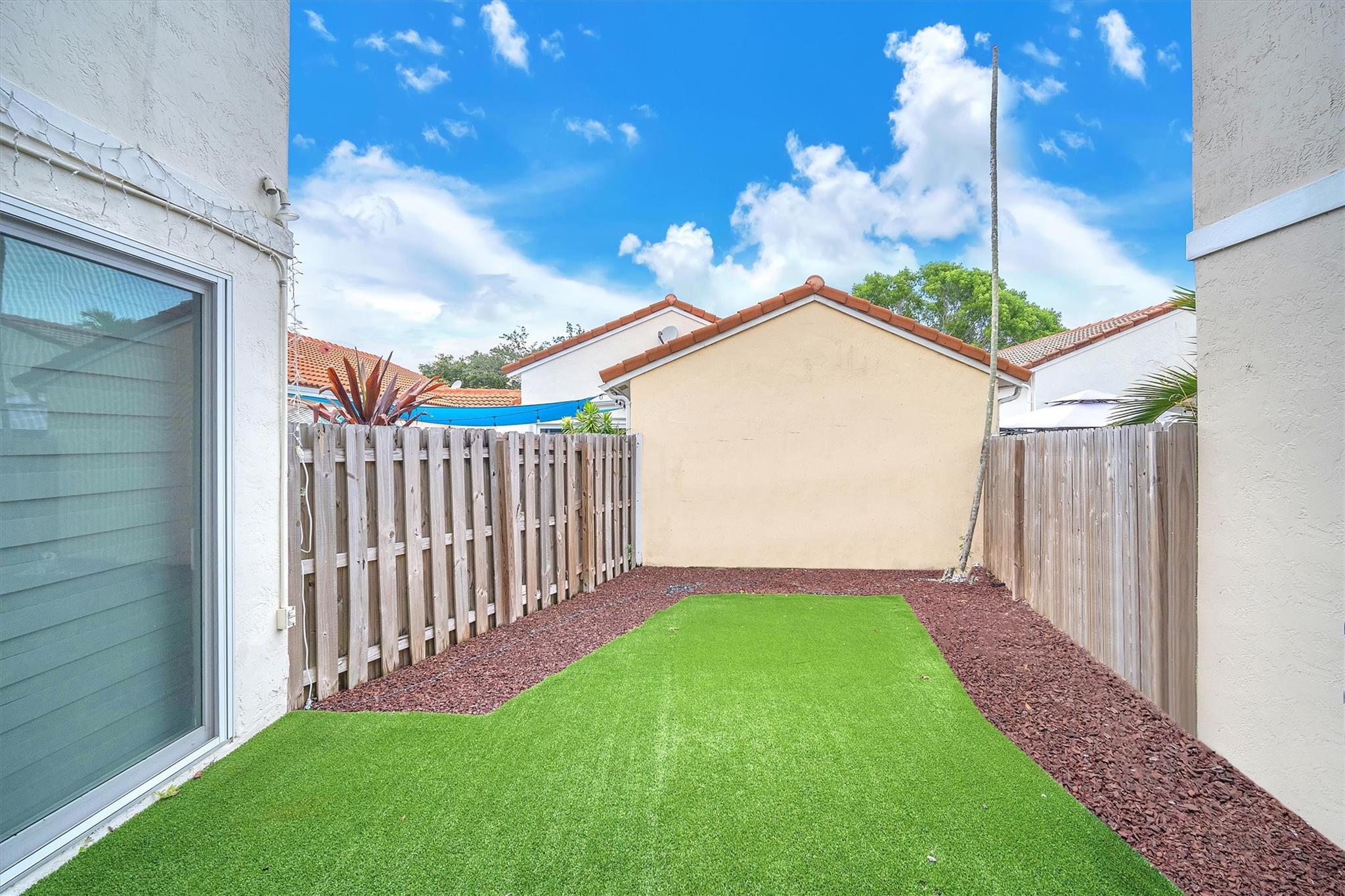 17825 SW 10 th CT 17825