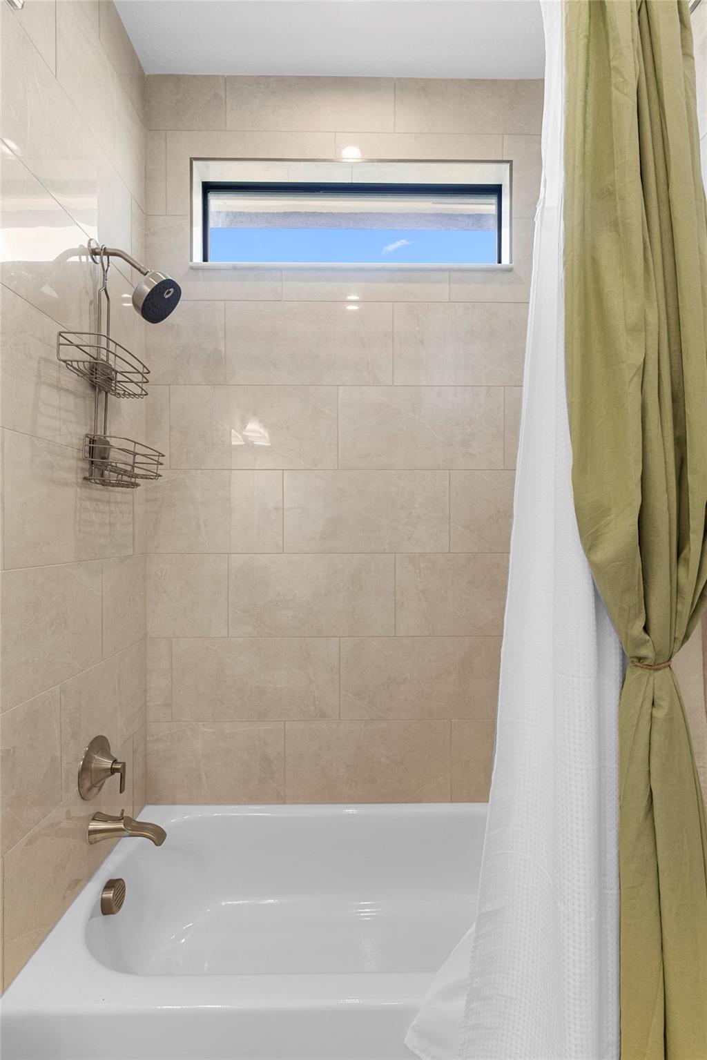 VERANDA ESTATES PHASE 1 - Residential