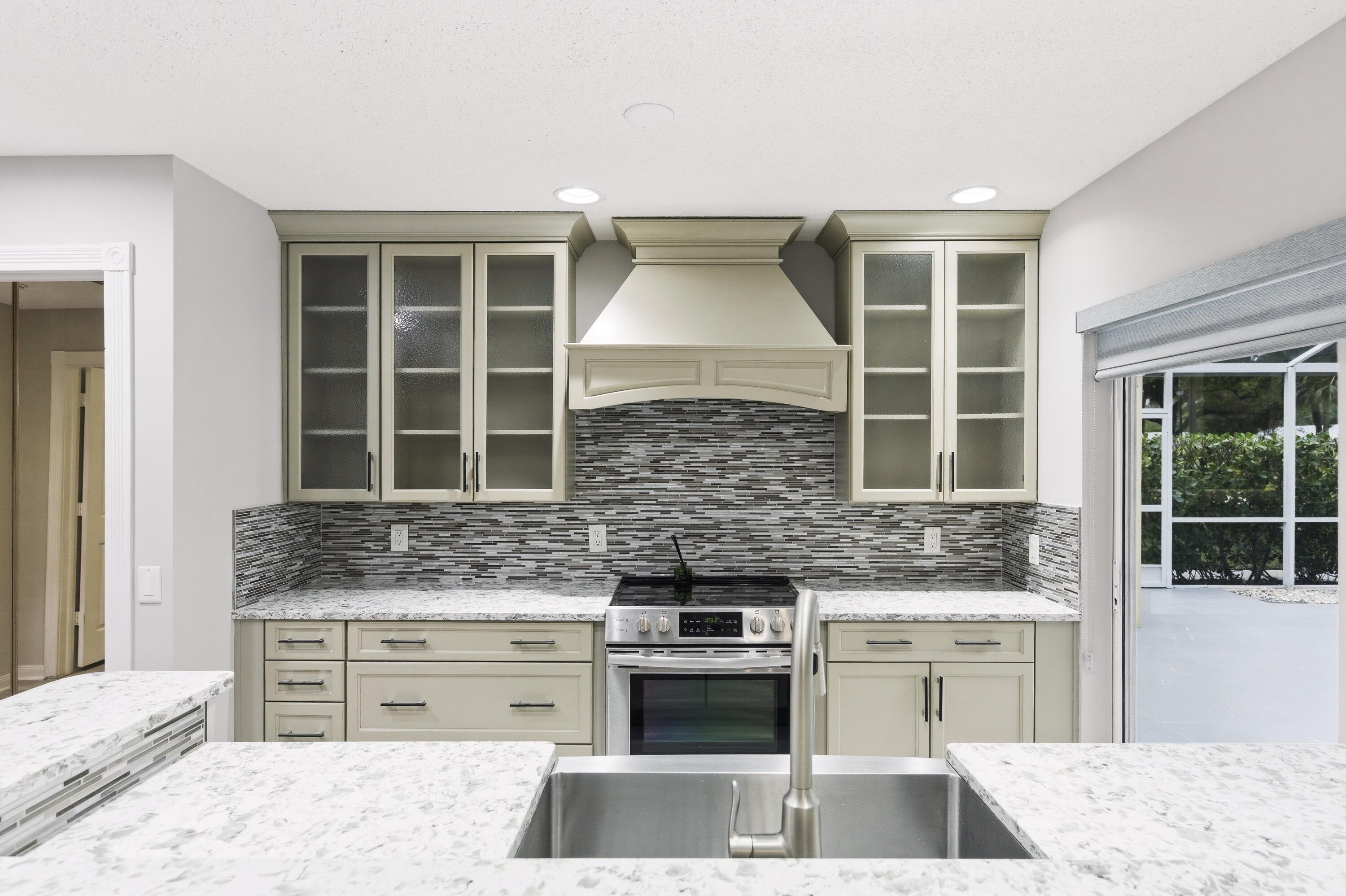 LAKE CATHERINE - Residential