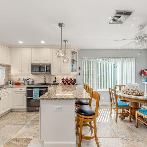 Poppleton Creek Condo - Residential