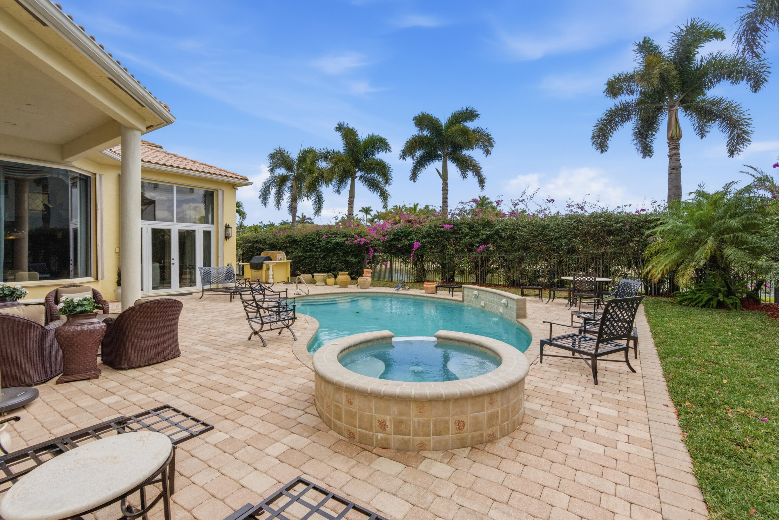 OLYMPIA 1 - Residential