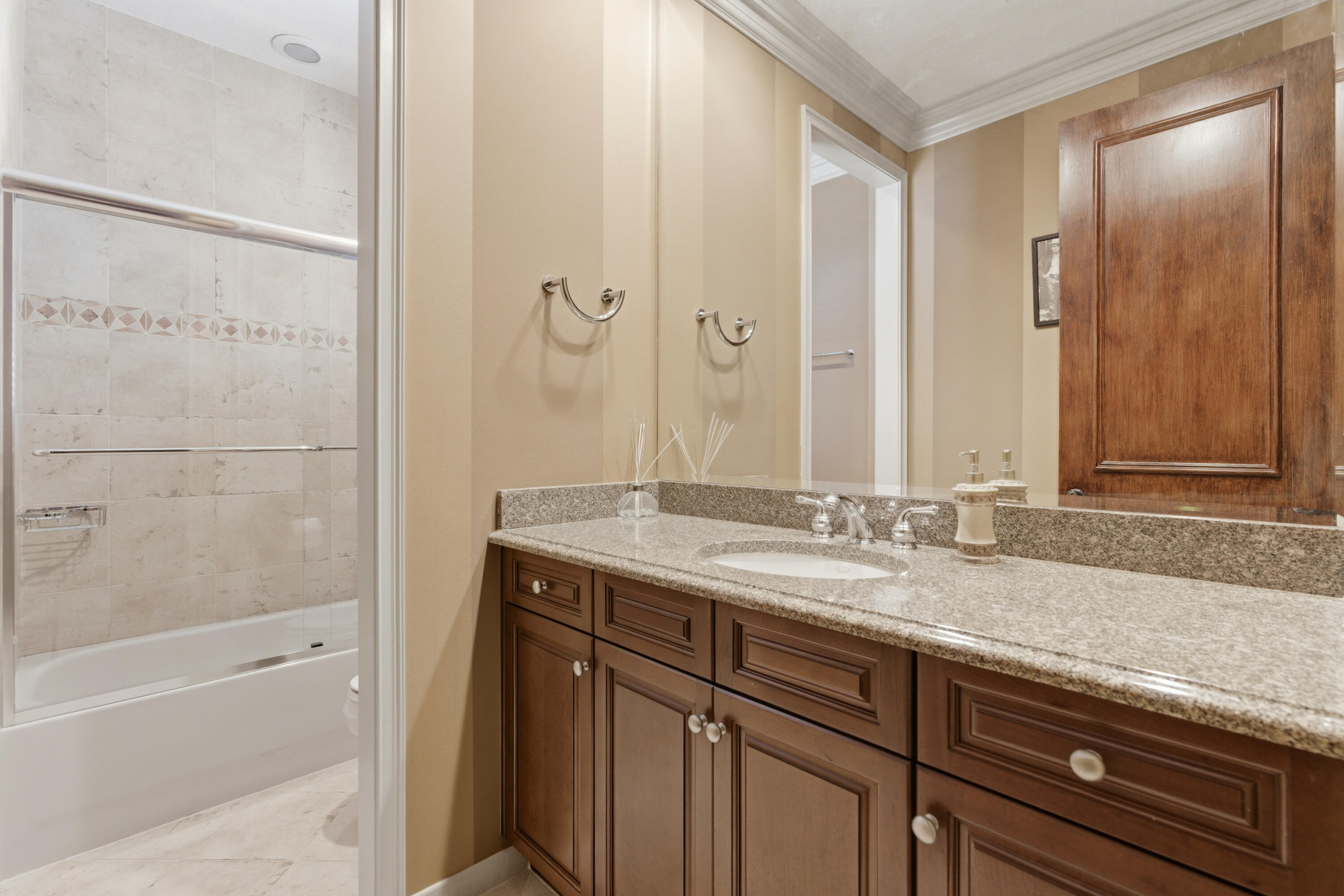 OLYMPIA 1 - Residential