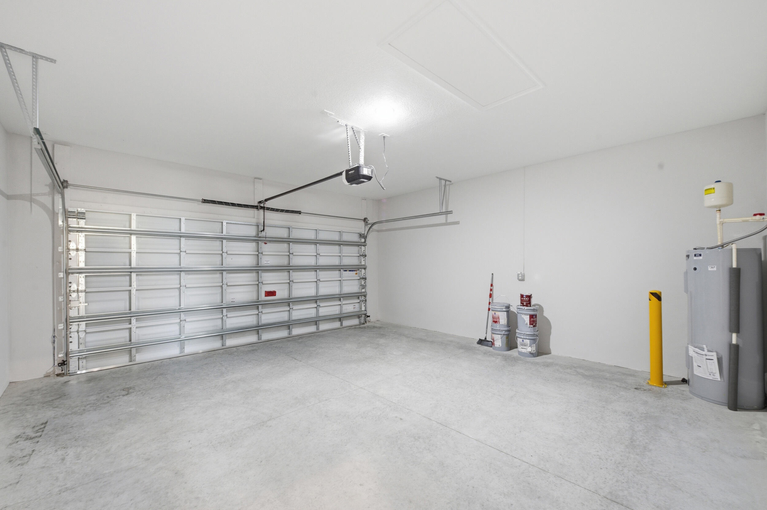 VERO LAKE ESTATES UNIT J - Residential