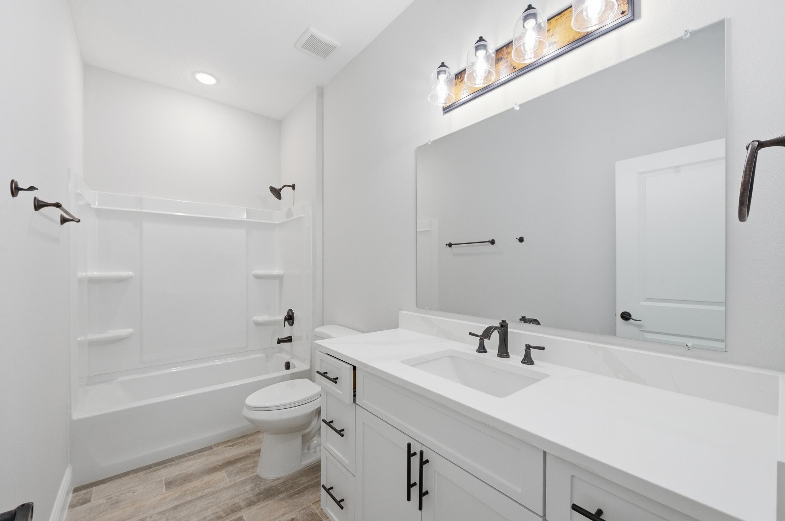 VERO LAKE ESTATES UNIT J - Residential