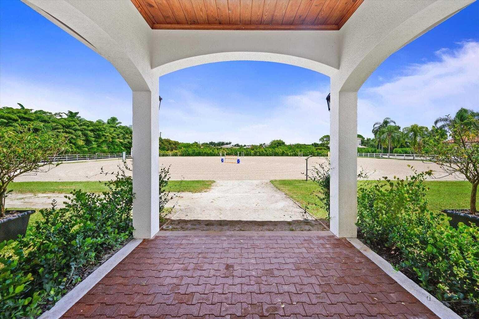 SADDLE TRAIL PARK OF WELL - Residential Lease