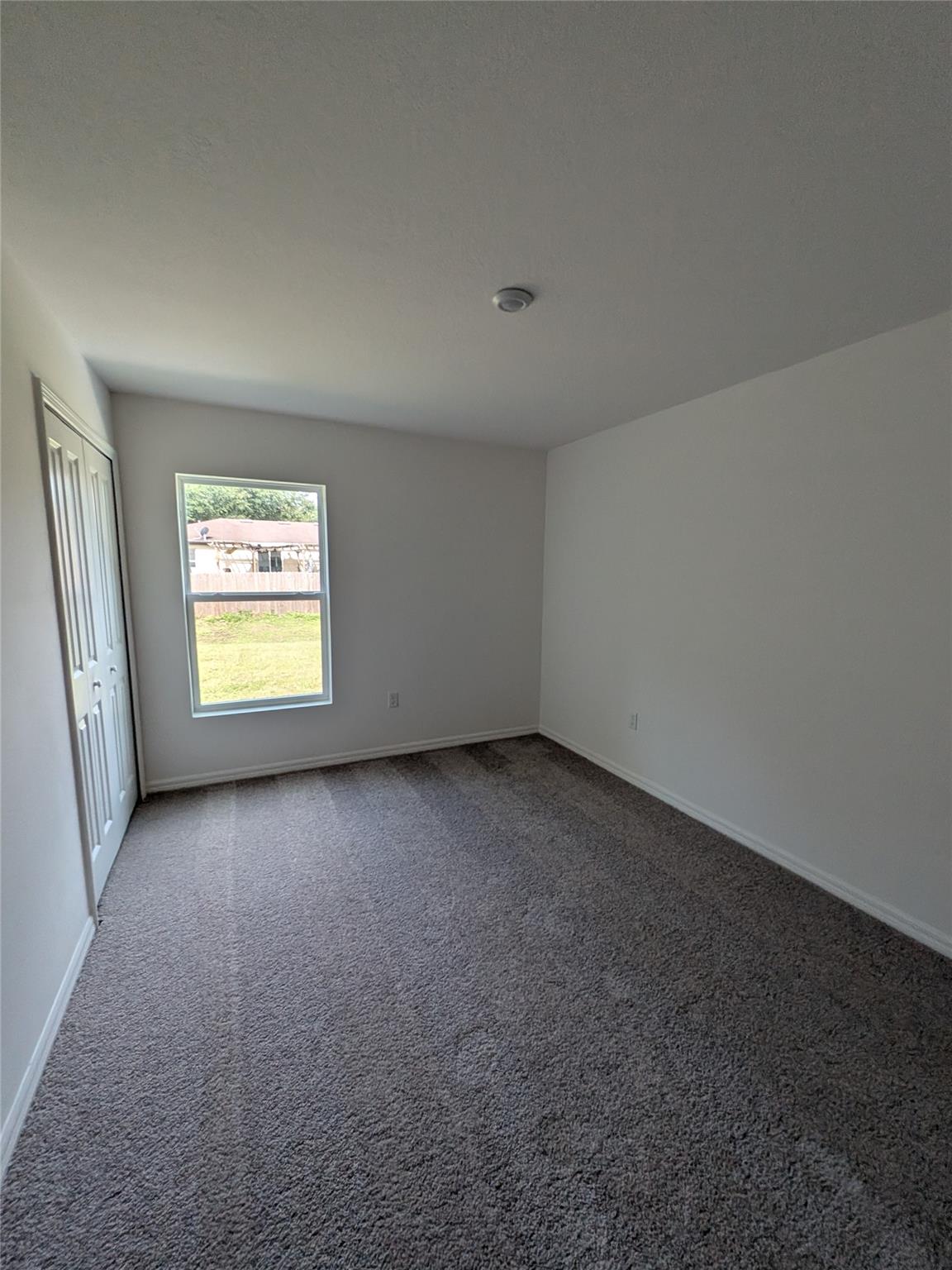 Vero Lake Estates Unit H- - Residential Lease